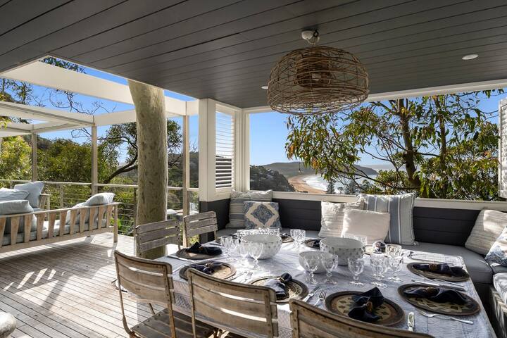 Freya by Palm Beach Holiday Rentals gallery image 4