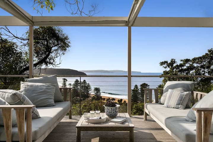 Freya by Palm Beach Holiday Rentals