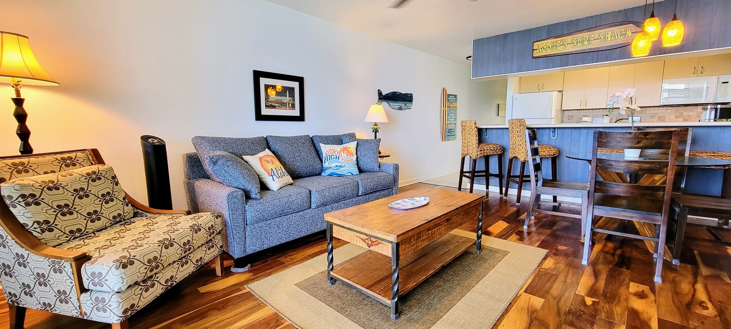 Condo in Lahaina · ★4.89 · 1 bedroom · 2 beds · 1 bath - Image 2