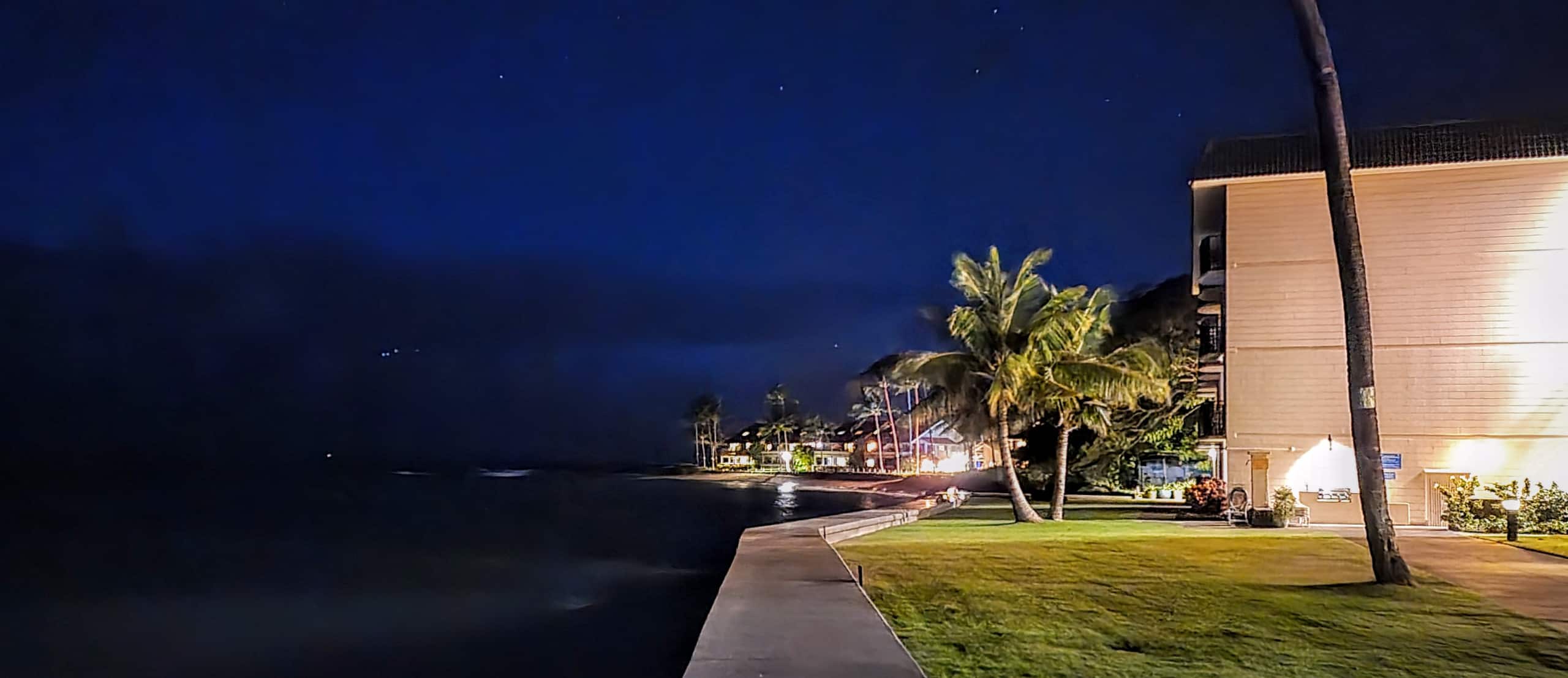 Condo in Lahaina · ★4.89 · 1 bedroom · 2 beds · 1 bath - Image 19