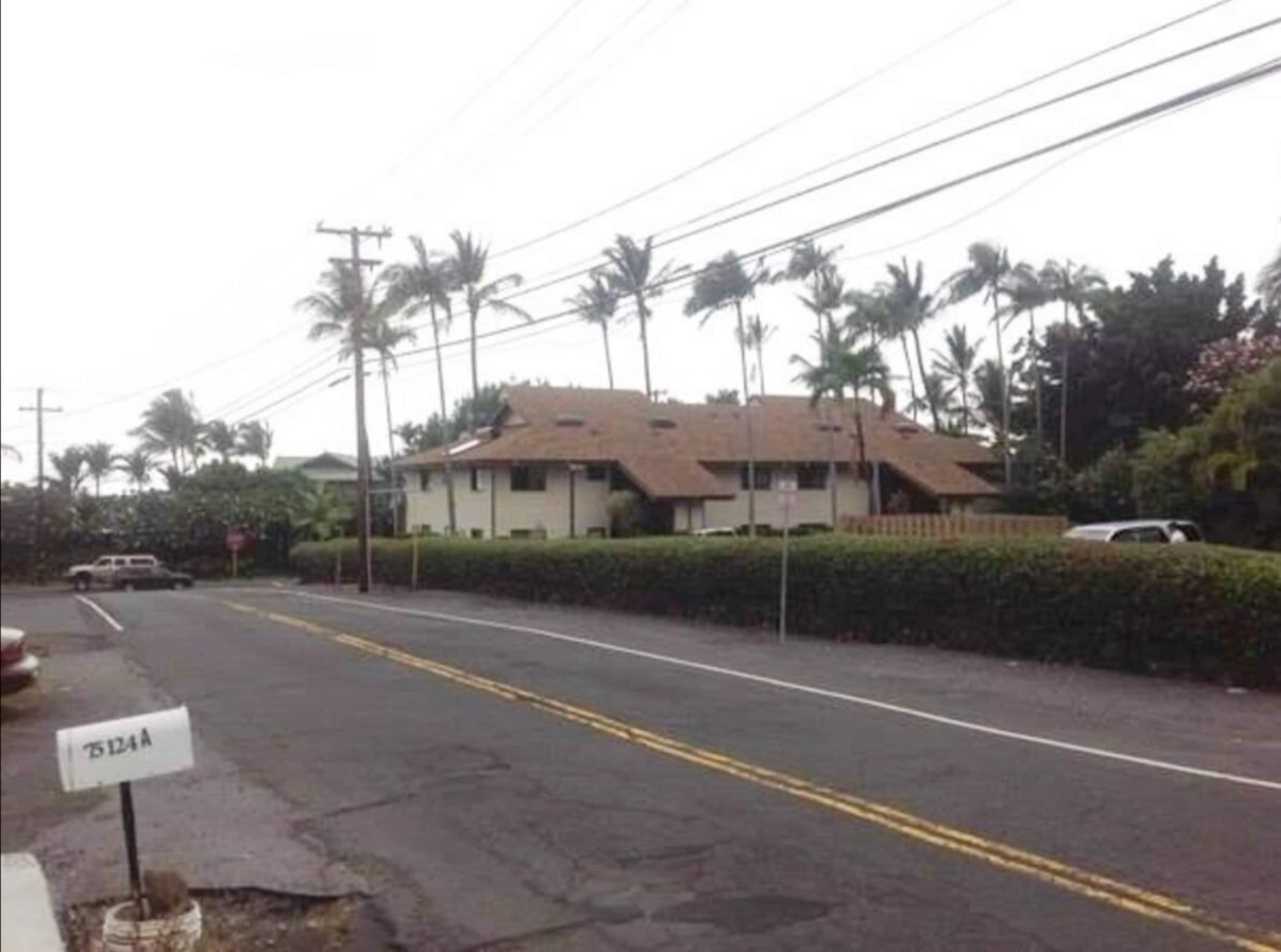 Condo in Kailua-Kona · ★4.79 · 2 bedrooms · 3 beds · 2 private baths - Image 44