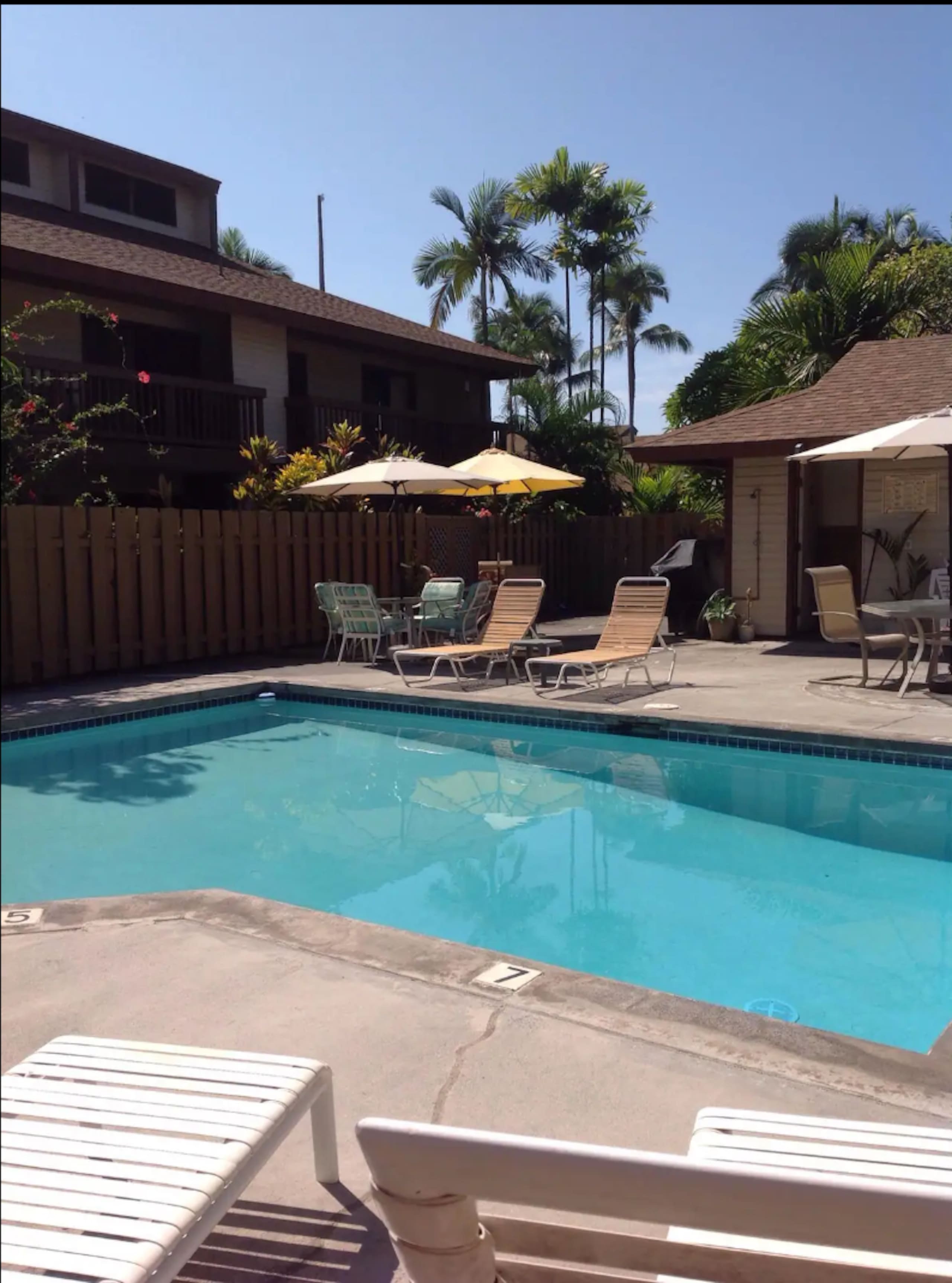 Condo in Kailua-Kona · ★4.79 · 2 bedrooms · 3 beds · 2 private baths - Image 35