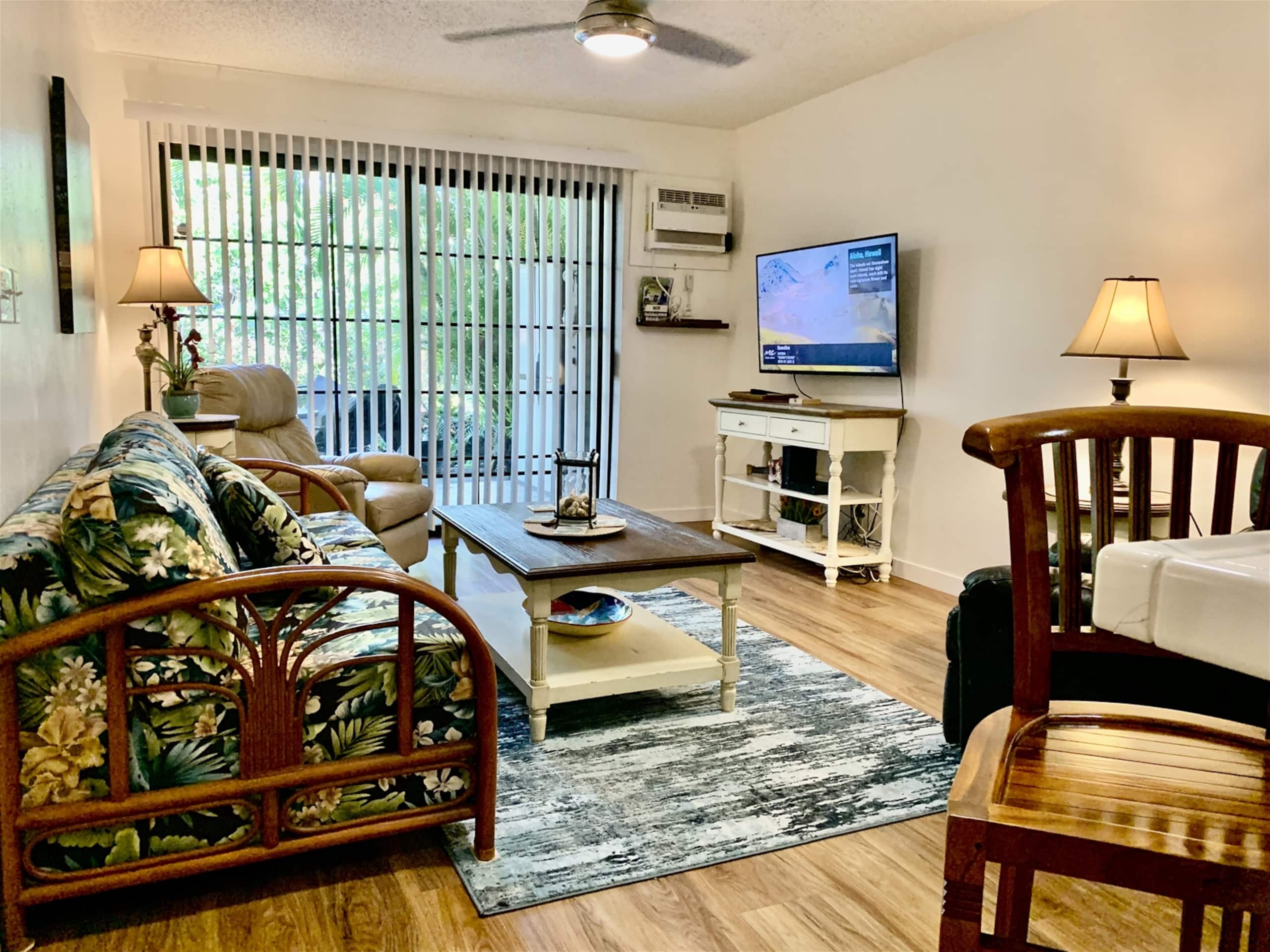 Condo in Kailua-Kona · ★4.79 · 2 bedrooms · 3 beds · 2 private baths - Image 4