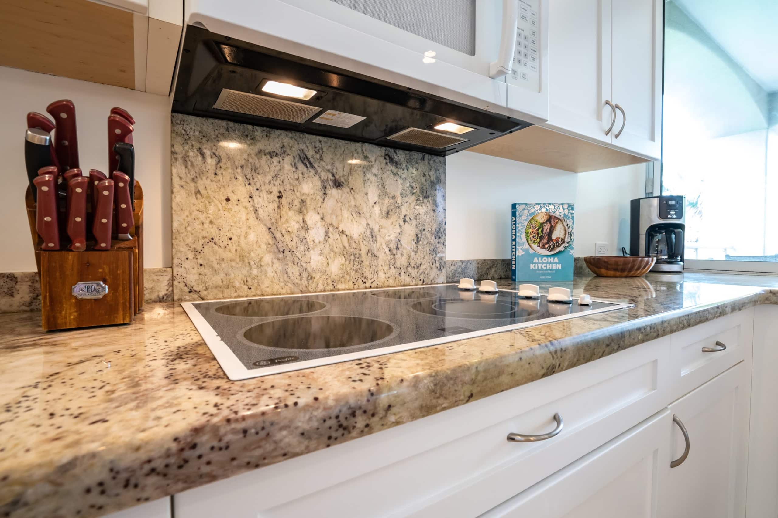 Condo in Kihei · ★4.86 · 2 bedrooms · 4 beds · 2 baths - Image 10