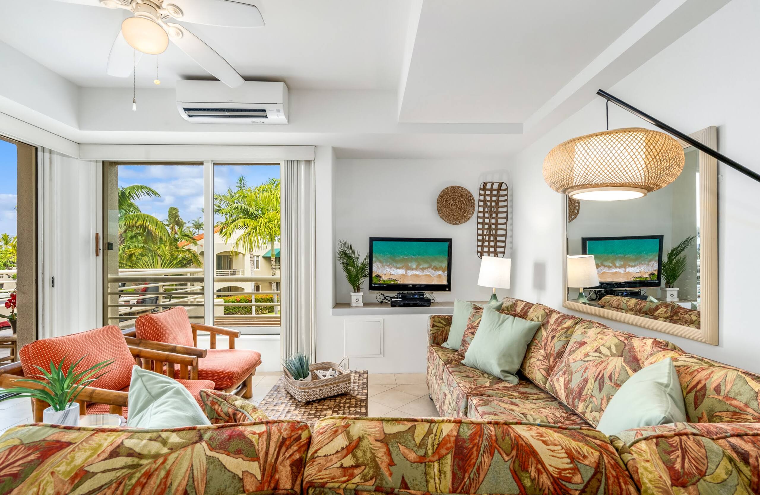 Condo in Kihei · ★4.86 · 2 bedrooms · 4 beds · 2 baths - Image 2