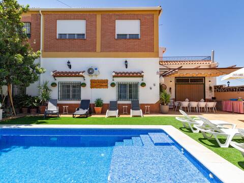 Charming house with pool, terrace and WiFi