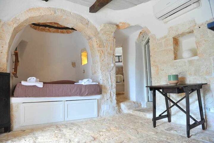 Tenuta Bianca with amazing exclusive pool gallery image 4