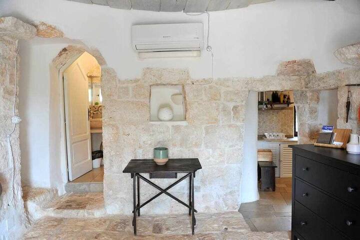 Tenuta Bianca with amazing exclusive pool gallery image 5