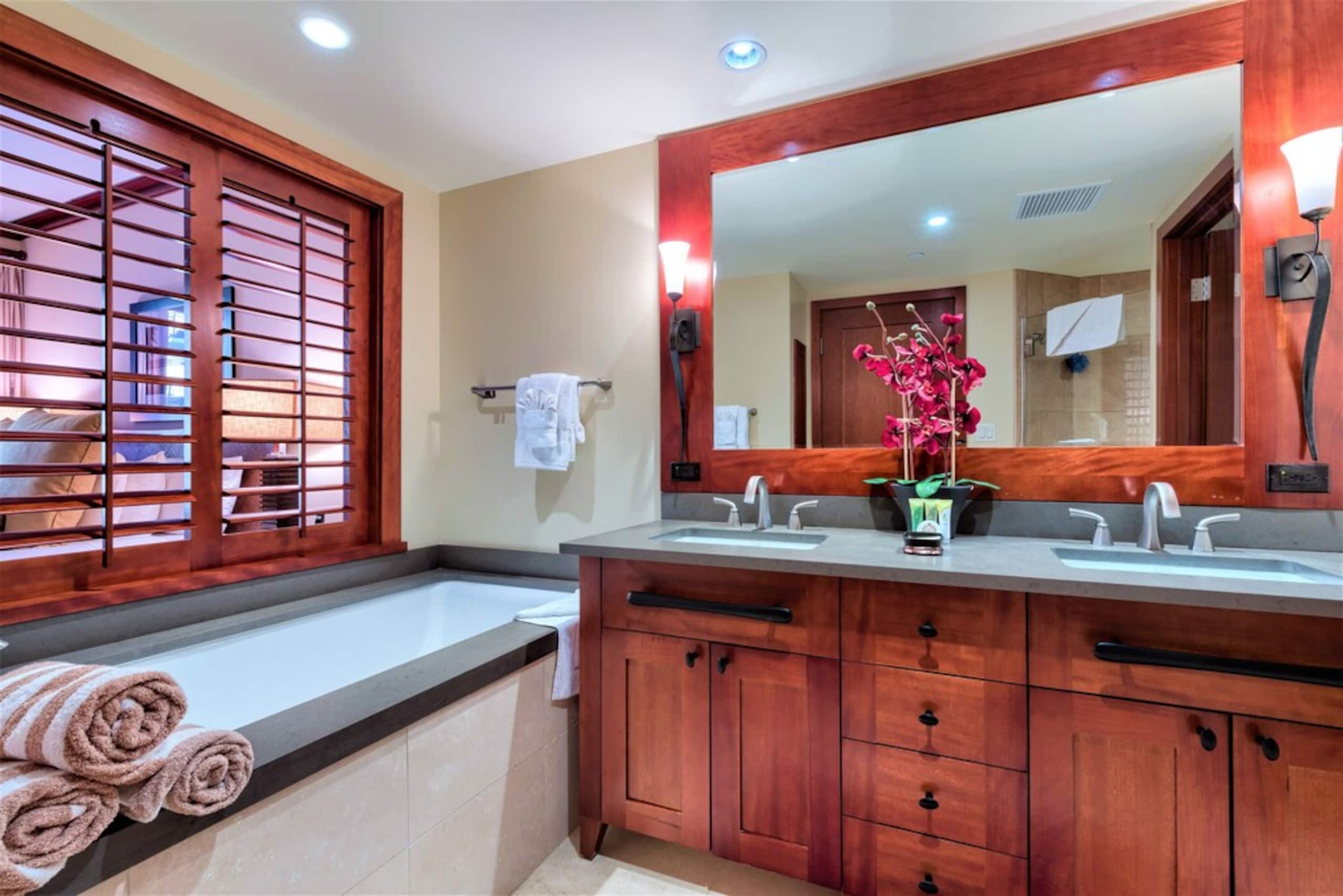 Villa in Honolulu County · ★4.86 · 3 bedrooms · 4 beds · 3 private baths - Image 20