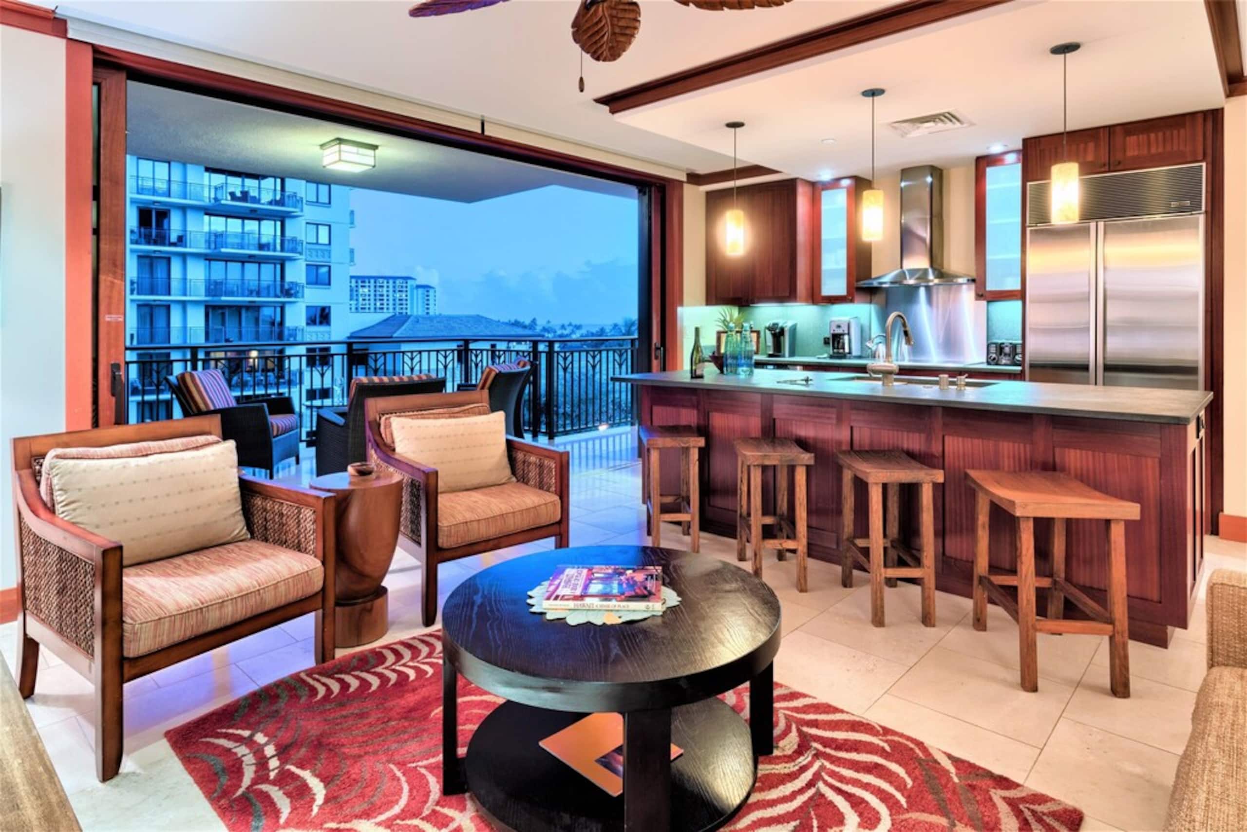 Villa in Honolulu County · ★4.86 · 3 bedrooms · 4 beds · 3 private baths - Image 6