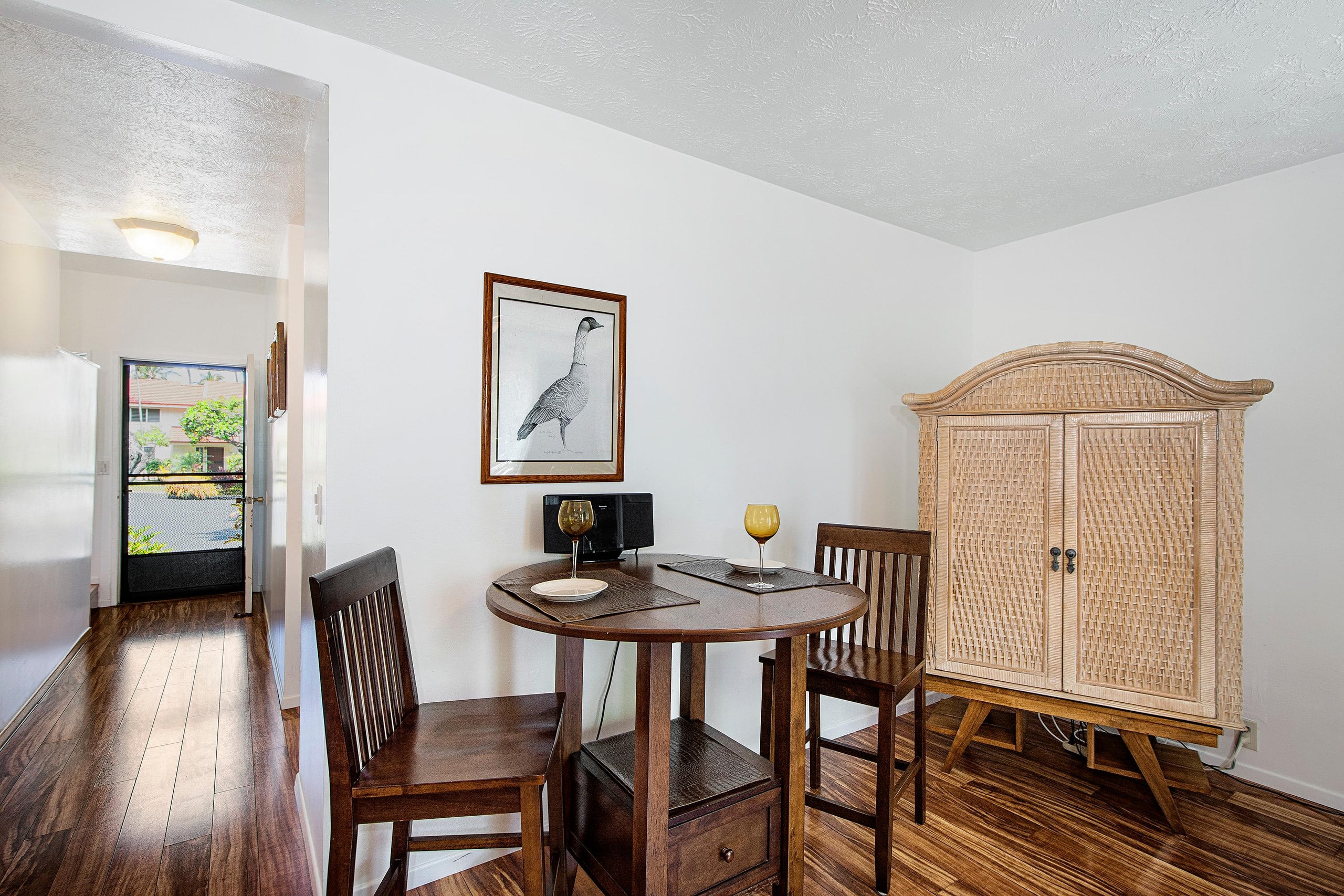 Condo in Kailua-Kona · ★4.51 · 3 bedrooms · 4 beds · 2 baths - Image 4