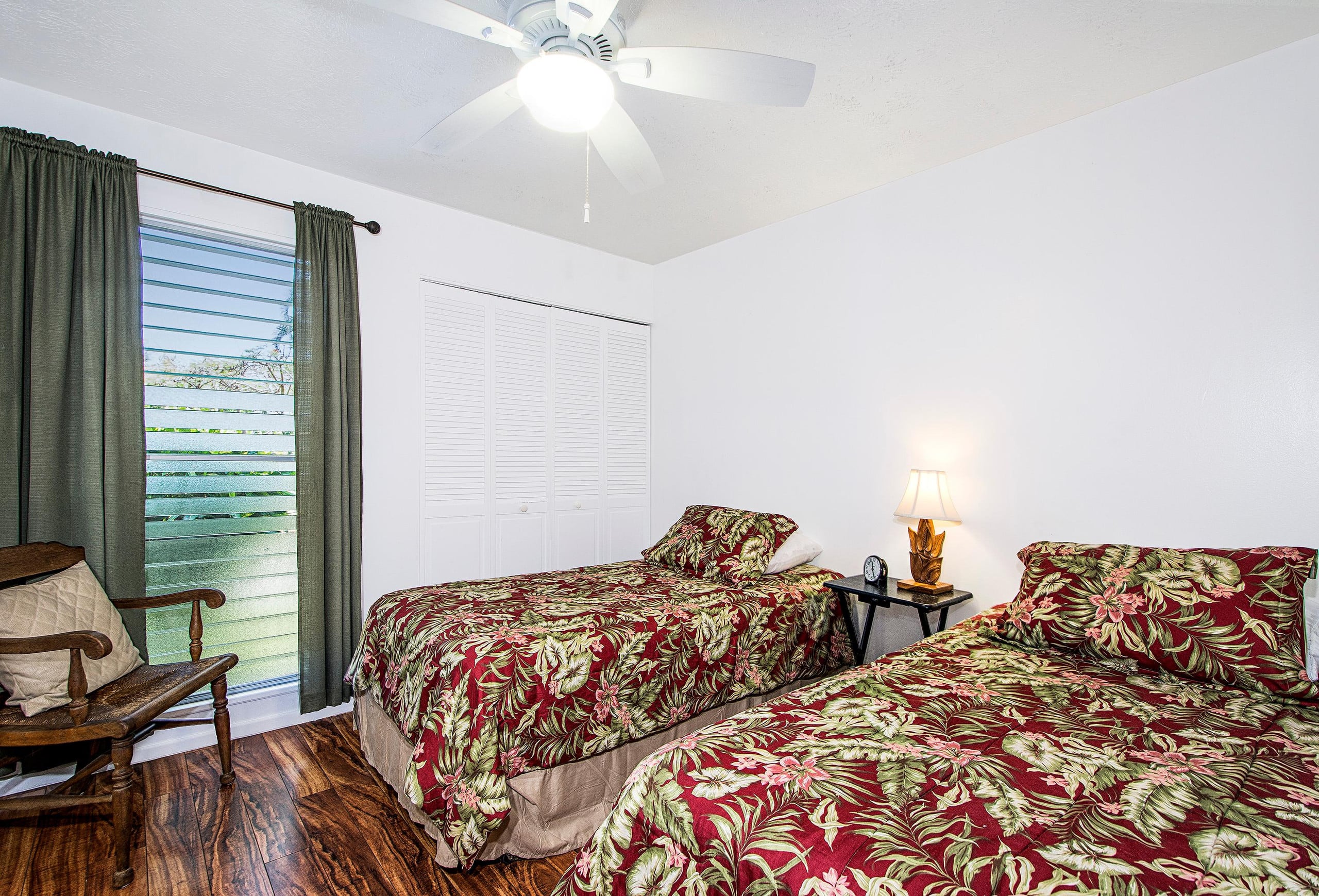 Condo in Kailua-Kona · ★4.51 · 3 bedrooms · 4 beds · 2 baths - Image 16
