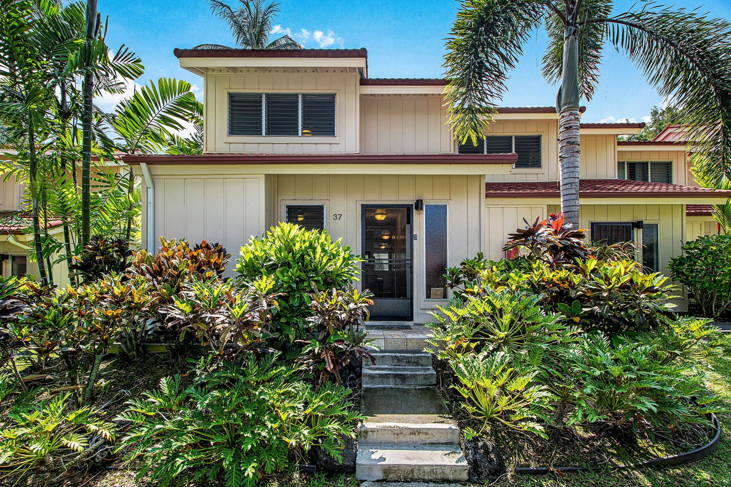 Condo in Kailua-Kona · ★4.51 · 3 bedrooms · 4 beds · 2 baths - Image 17