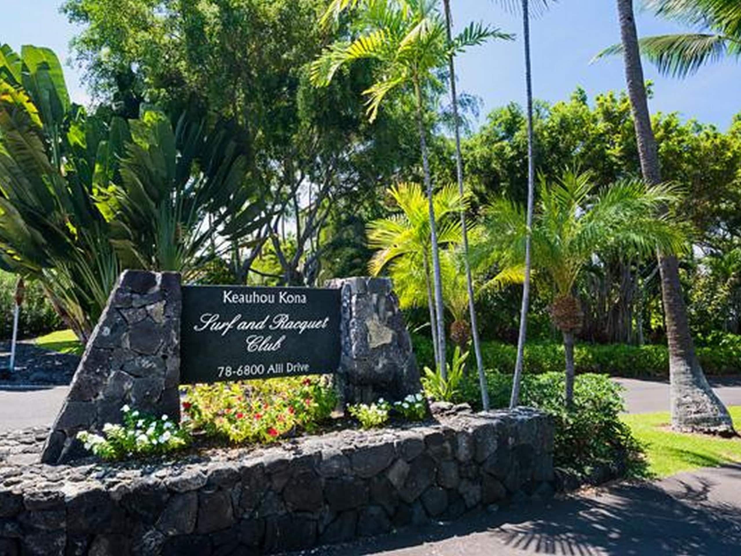 Condo in Kailua-Kona · ★4.51 · 3 bedrooms · 4 beds · 2 baths - Image 19