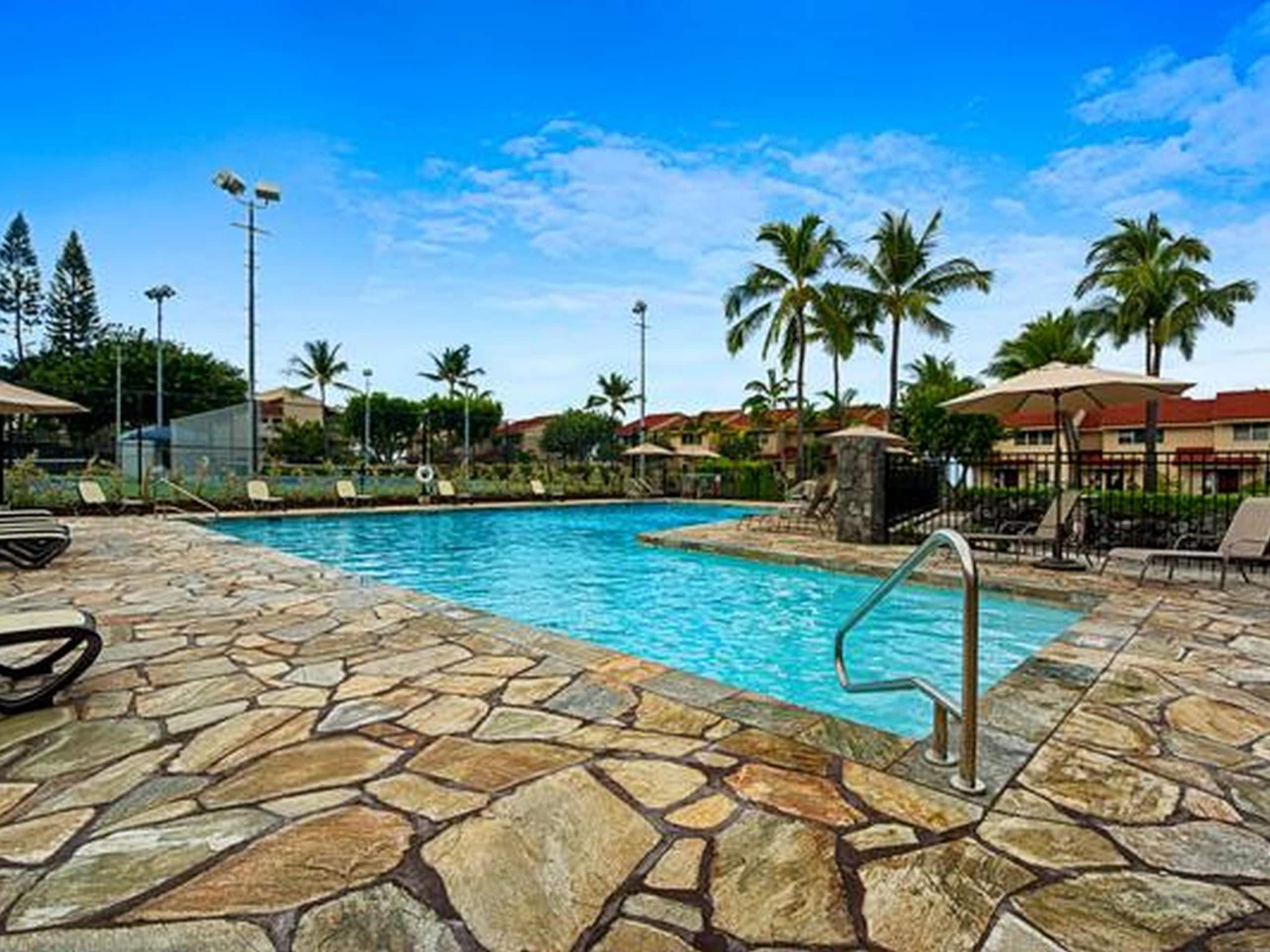 Condo in Kailua-Kona · ★4.51 · 3 bedrooms · 4 beds · 2 baths - Image 21