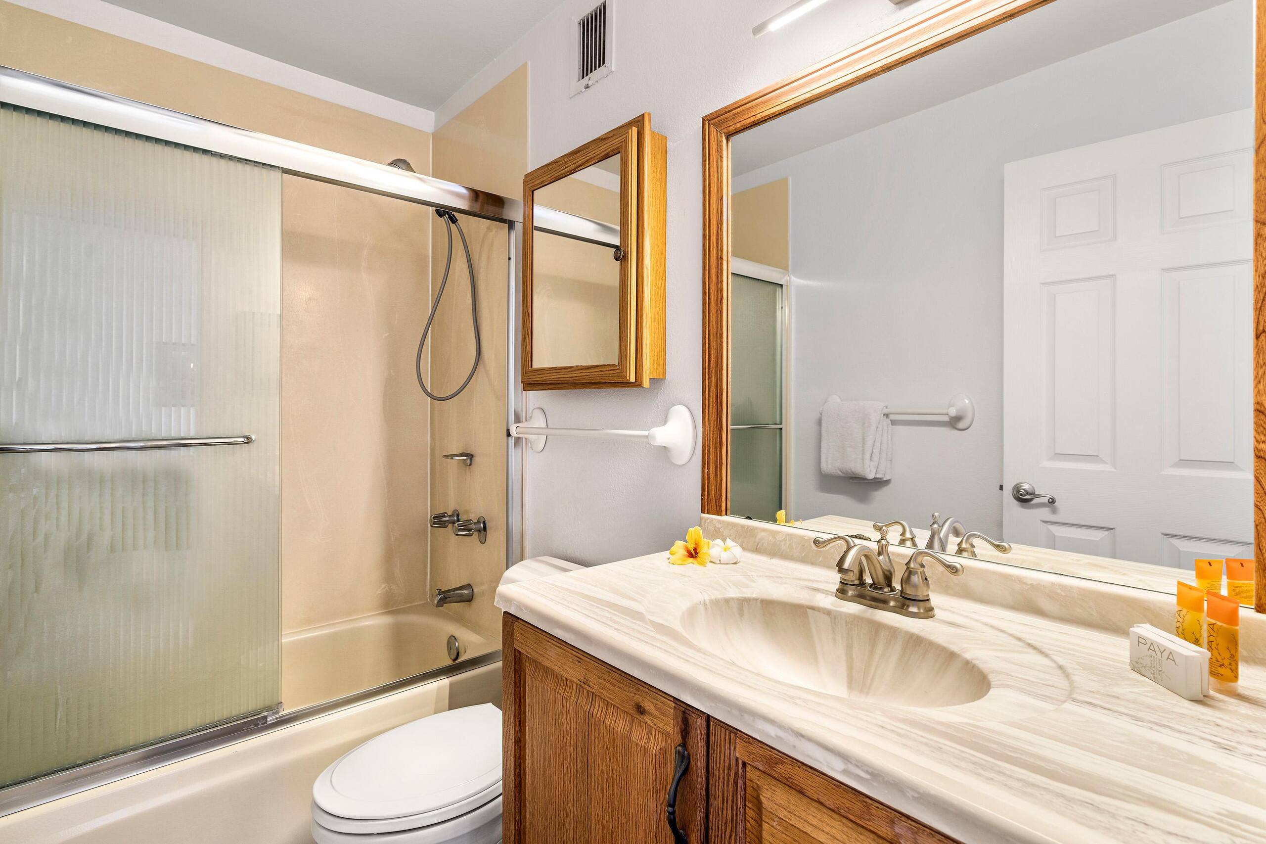 Condo in Kailua-Kona · ★4.74 · 2 bedrooms · 2 beds · 2 baths - Image 22