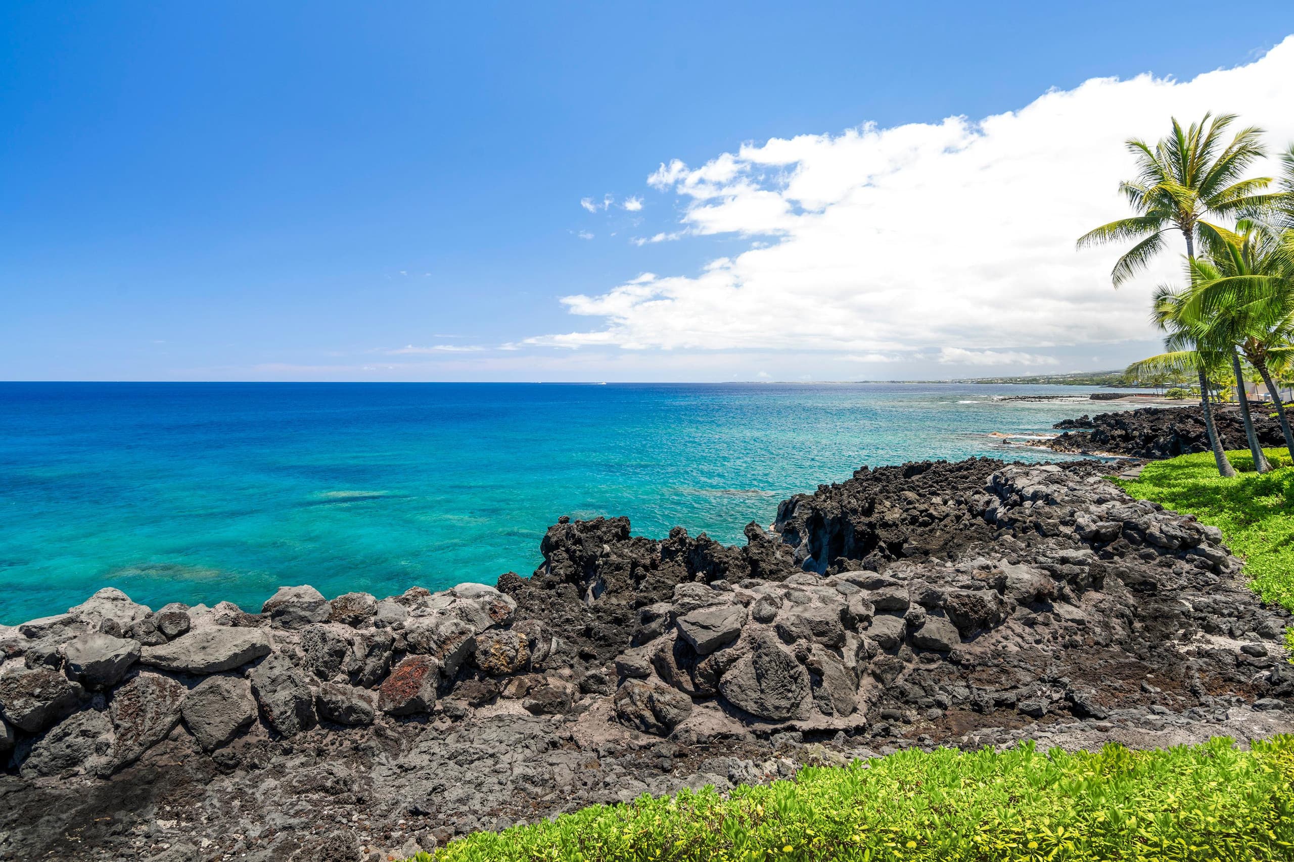 Condo in Kailua-Kona · ★4.74 · 2 bedrooms · 2 beds · 2 baths - Image 35