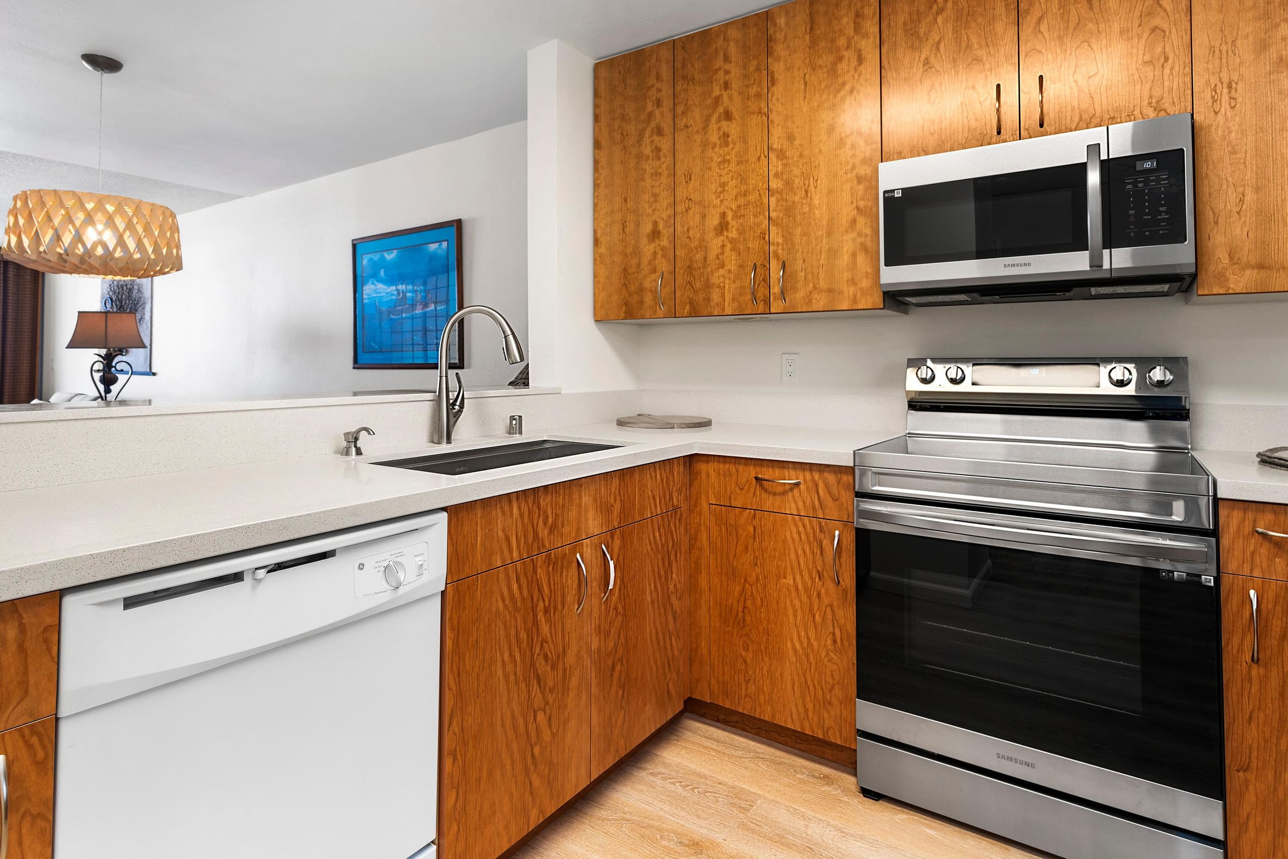 Condo in Kailua-Kona · ★4.74 · 2 bedrooms · 2 beds · 2 baths - Image 12