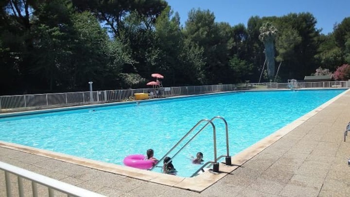 150 M De La Plage, Domaine Privé Avec Piscine - Ollioules