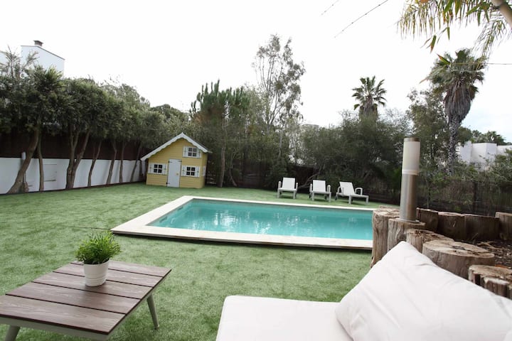 VillaSpa, close to the beach with private pool