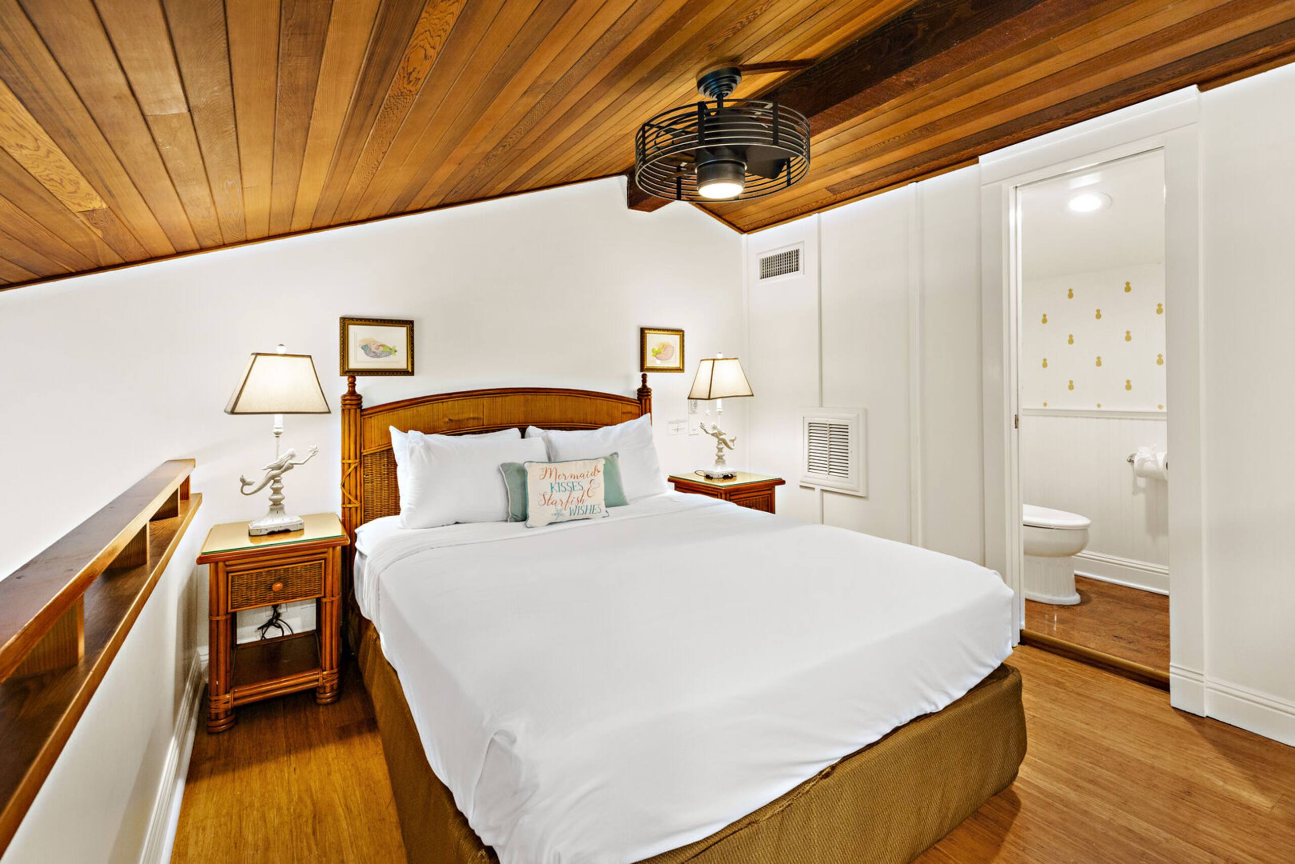 Condo in Lahaina · ★4.7 · 1 bedroom · 1 bed · 1.5 baths - Image 21