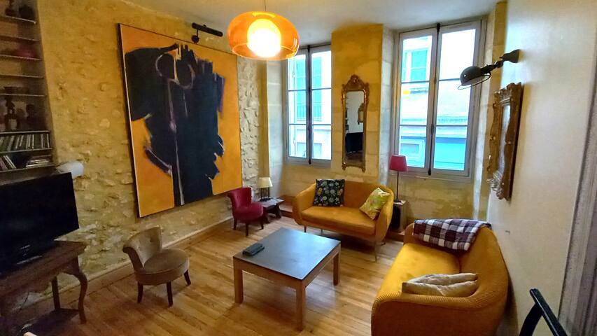 Burdigala Homes managed Airbnb listing 2