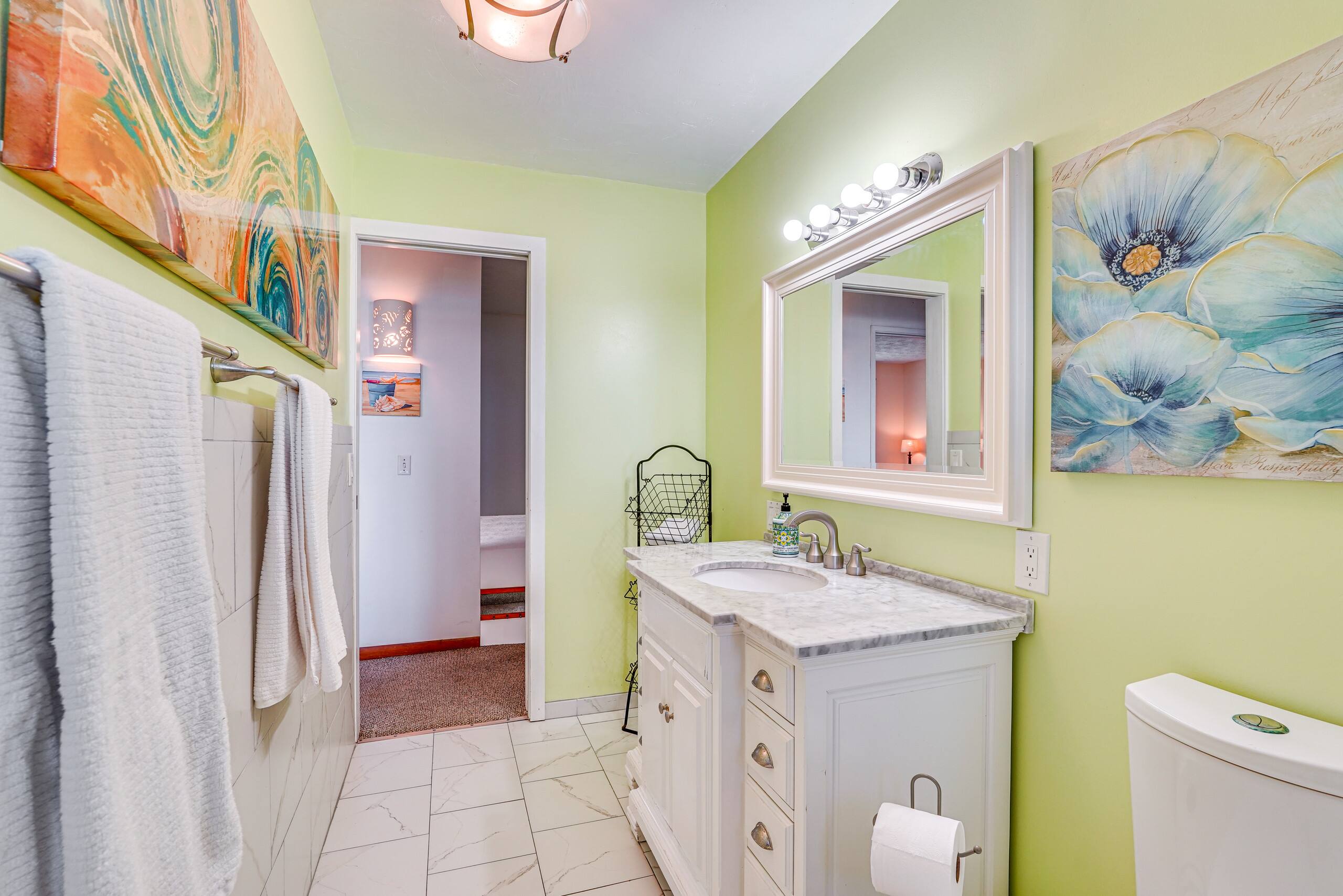 Townhouse in Kailua-Kona · ★4.73 · 2 bedrooms · 3 beds · 2 baths - Image 17