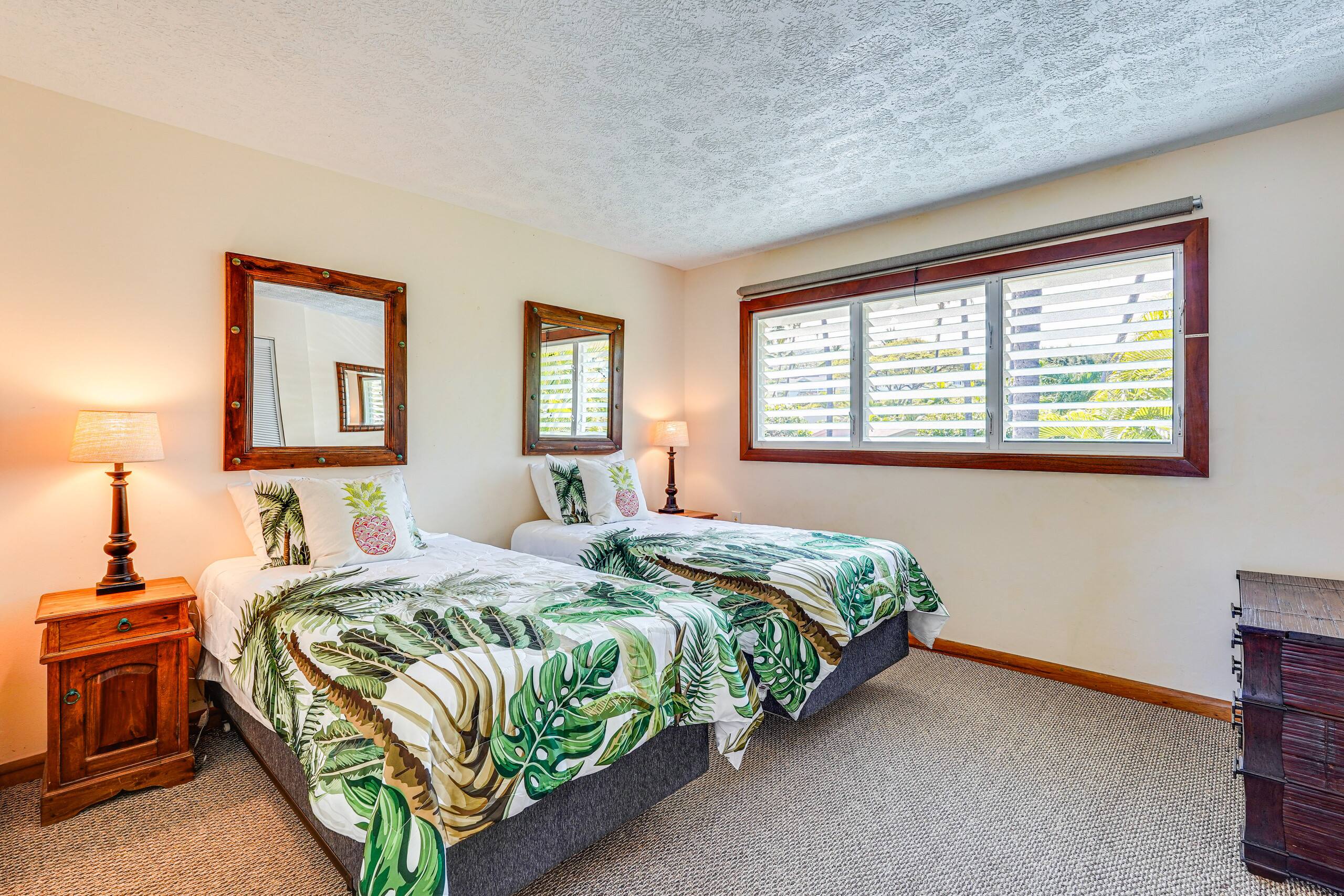 Townhouse in Kailua-Kona · ★4.73 · 2 bedrooms · 3 beds · 2 baths - Image 18