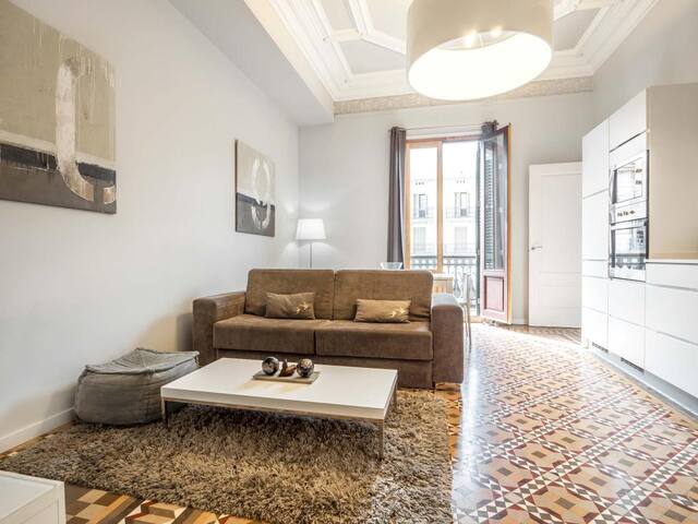 963 Las Ramblas Cozy Flat IX gallery image 2