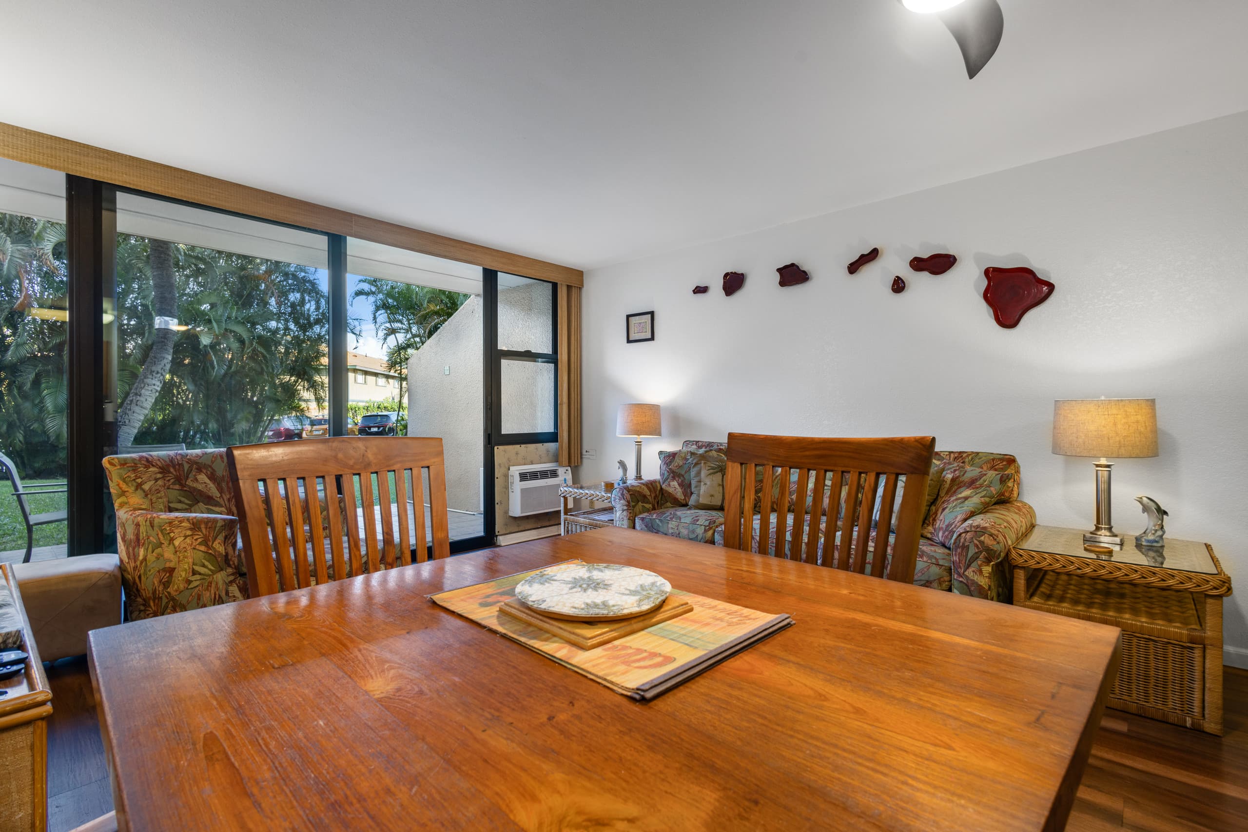 Condo in Kihei · ★4.25 · 1 bedroom · 2 beds · 1 bath - Image 5