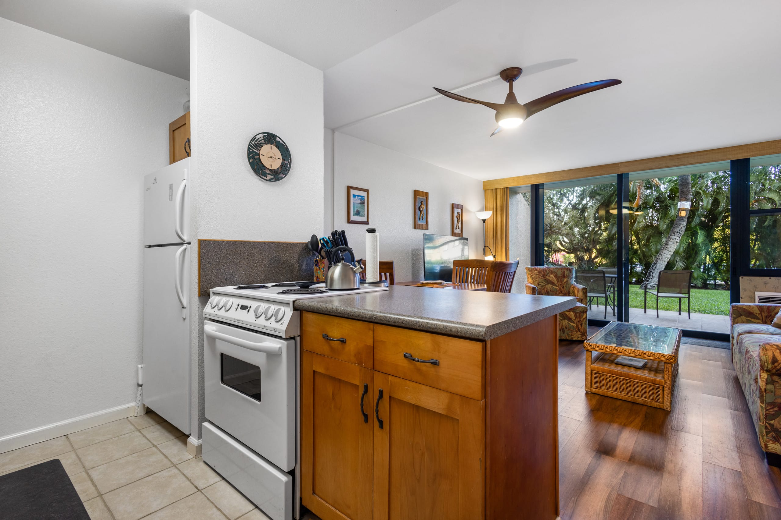 Condo in Kihei · ★4.25 · 1 bedroom · 2 beds · 1 bath - Image 7