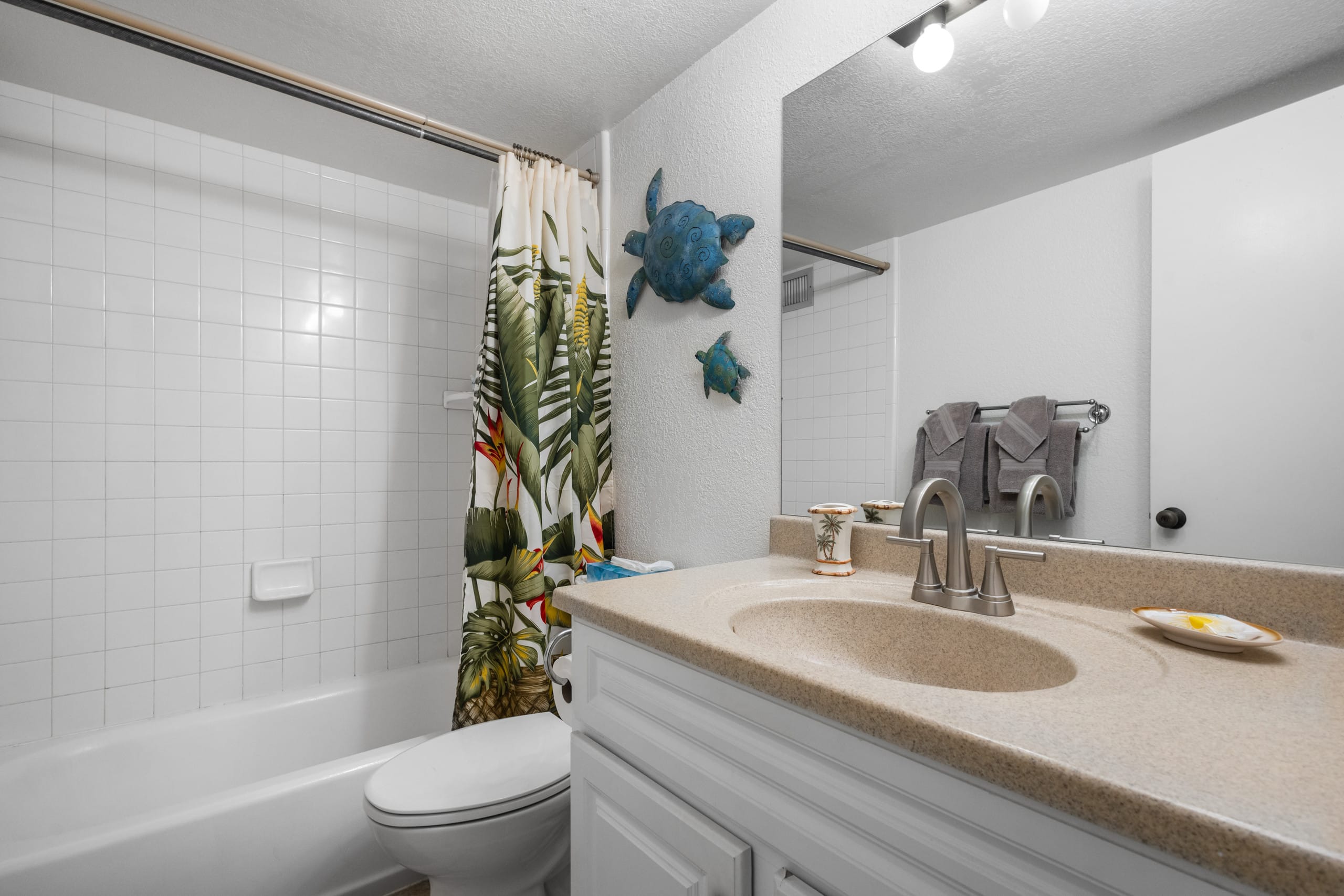 Condo in Kihei · ★4.25 · 1 bedroom · 2 beds · 1 bath - Image 17