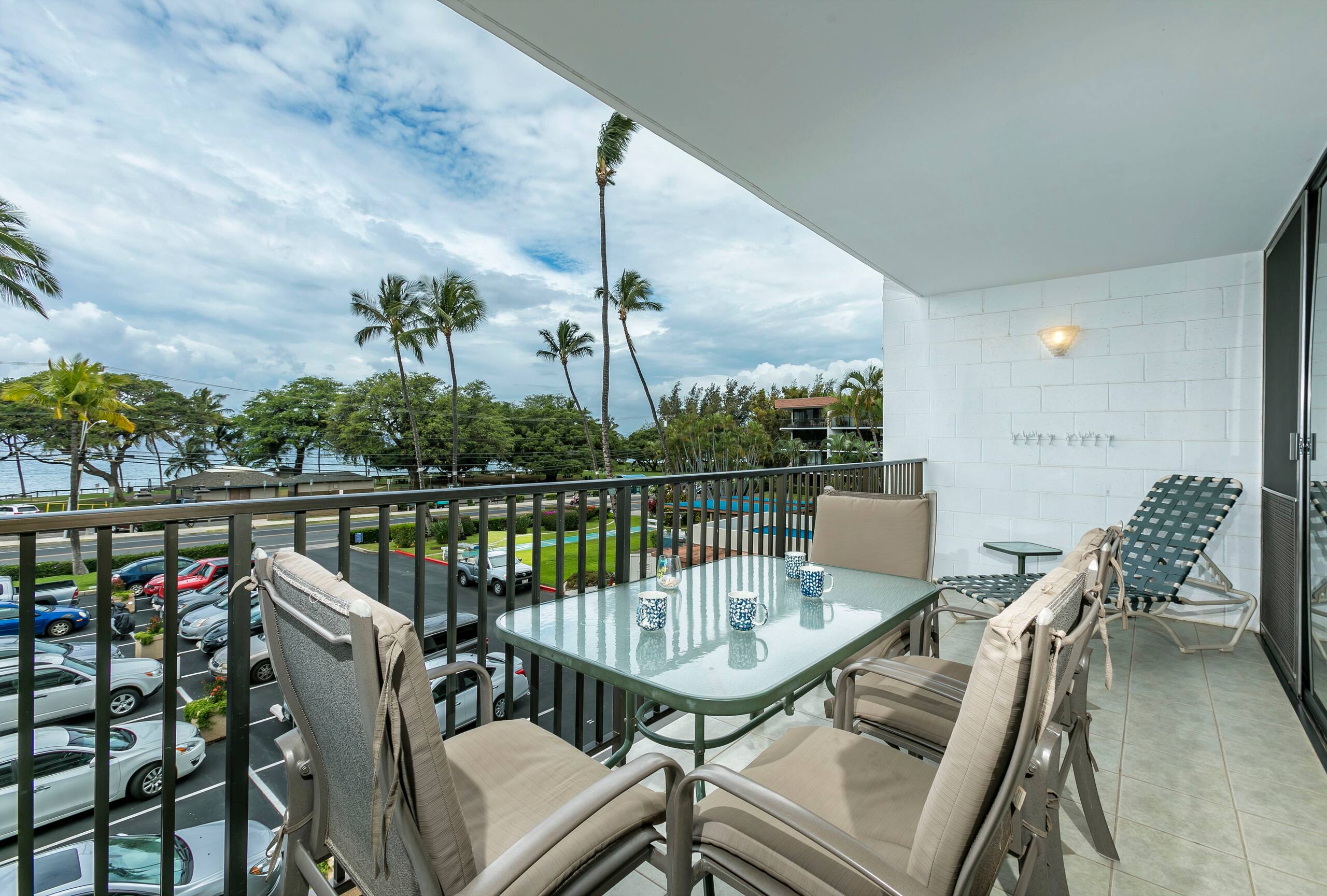 Condo in Kihei · ★4.67 · 2 bedrooms · 4 beds · 2 shared baths - Image 12