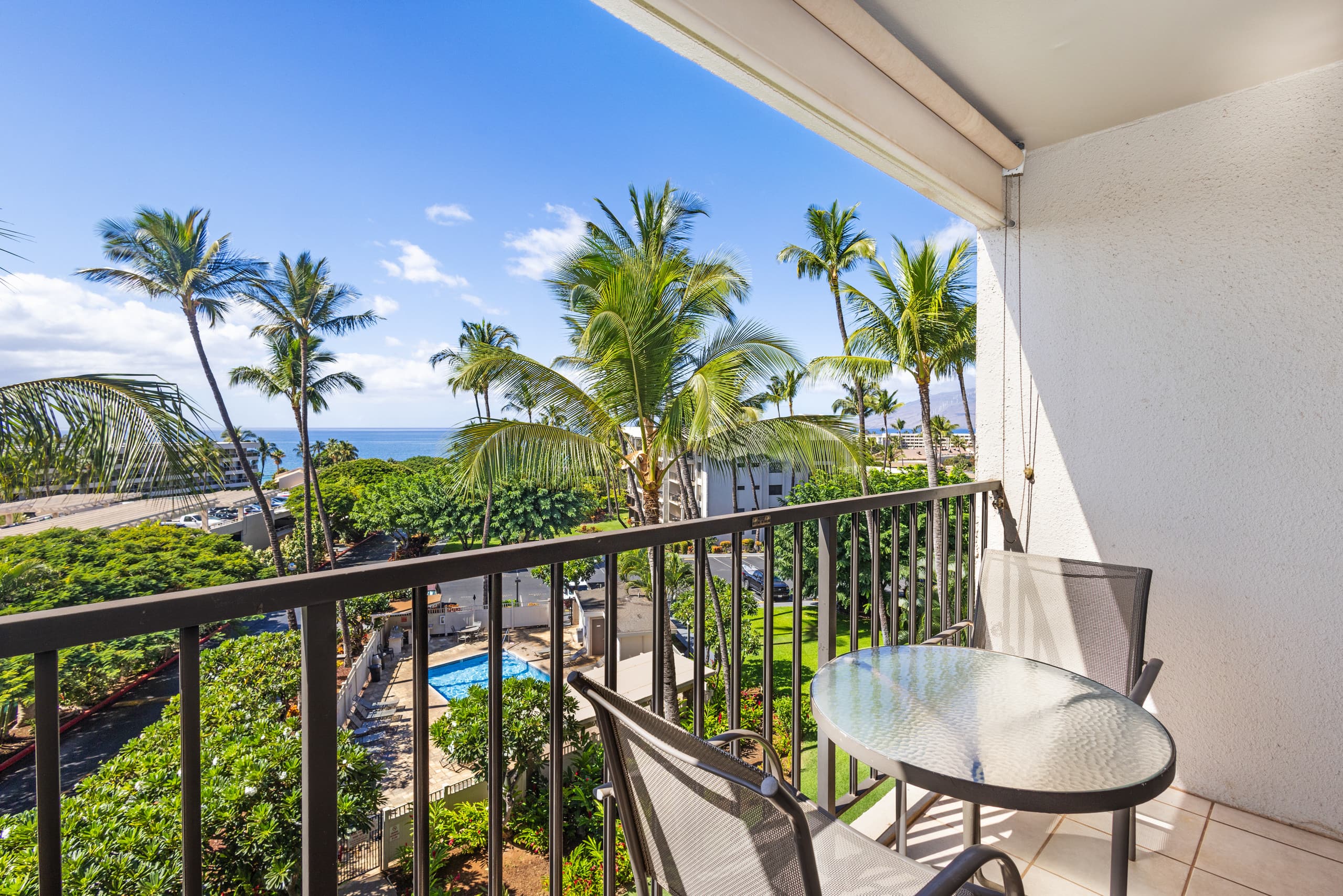 Condo in Kihei · ★4.5 · 1 bedroom · 2 beds · 1 shared bath - Image 1
