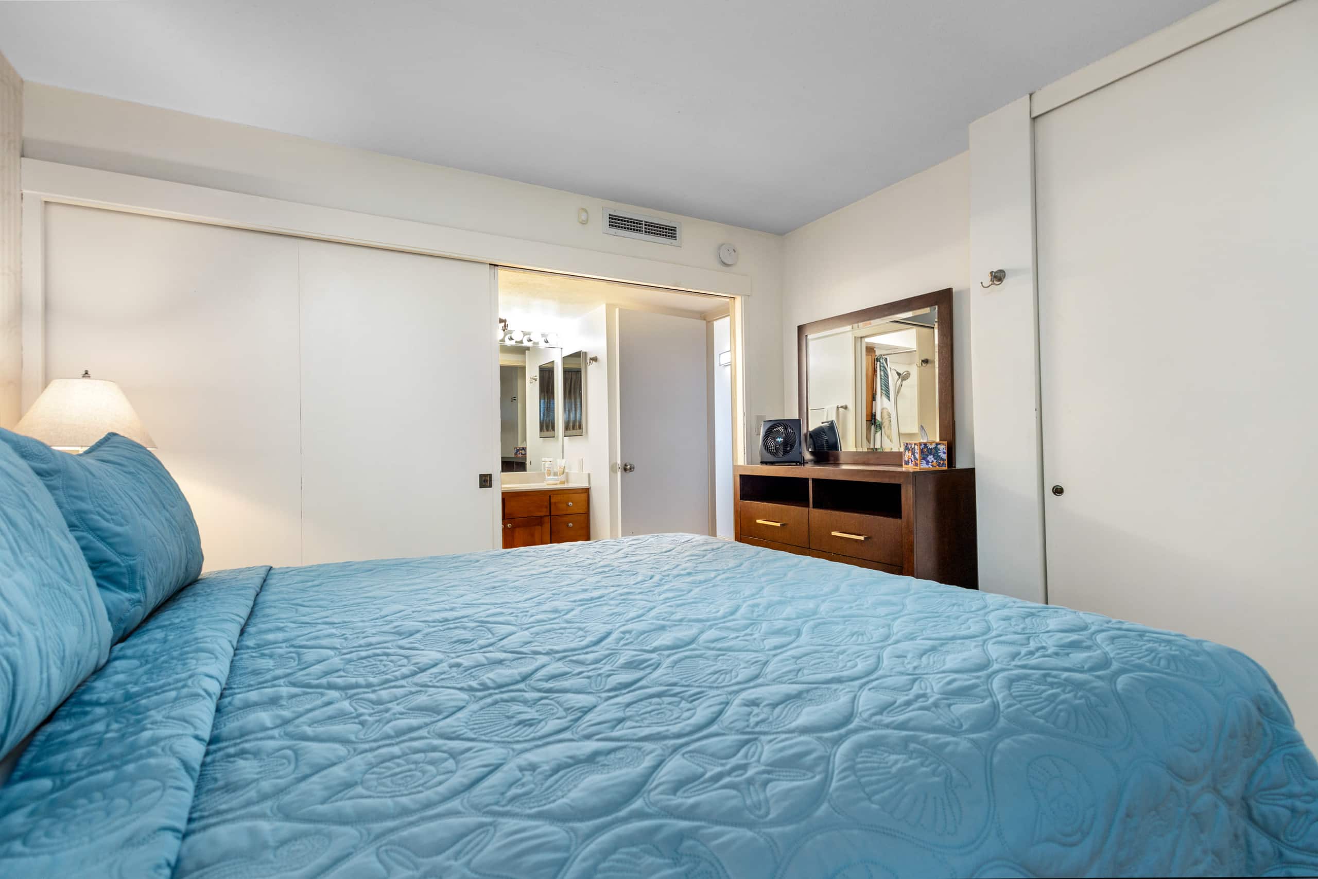Condo in Kihei · ★4.3 · 1 bedroom · 2 beds · 1 bath - Image 18