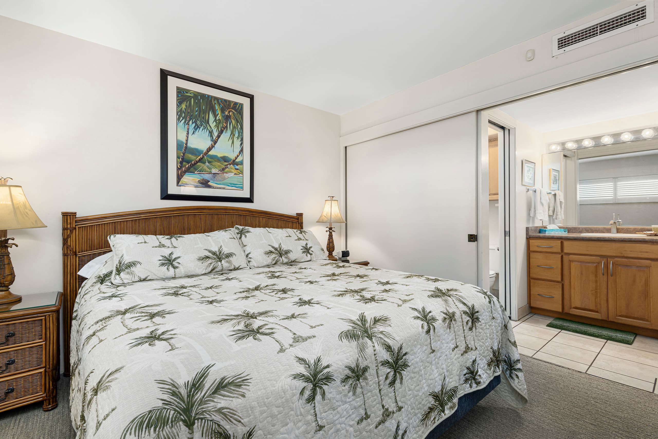 Condo in Kihei · ★4.92 · 1 bedroom · 2 beds · 1 bath - Image 16