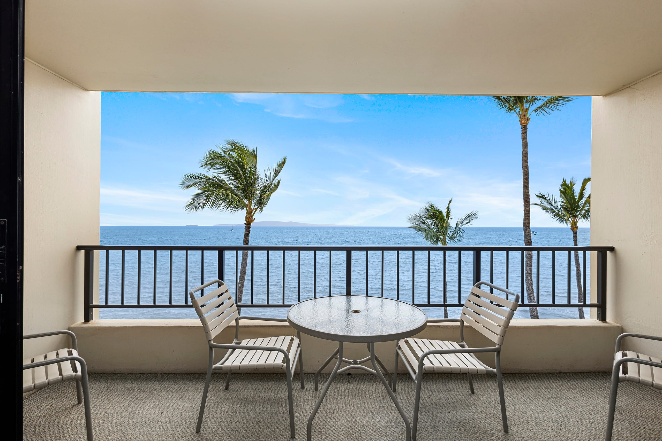 Condo in Kihei · ★4.92 · 1 bedroom · 2 beds · 1 bath - Image 6