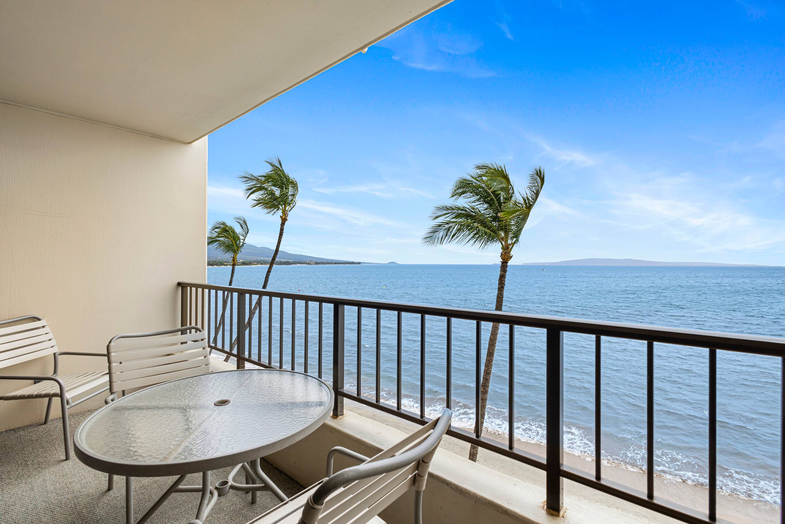 Condo in Kihei · ★4.92 · 1 bedroom · 2 beds · 1 bath - Image 4