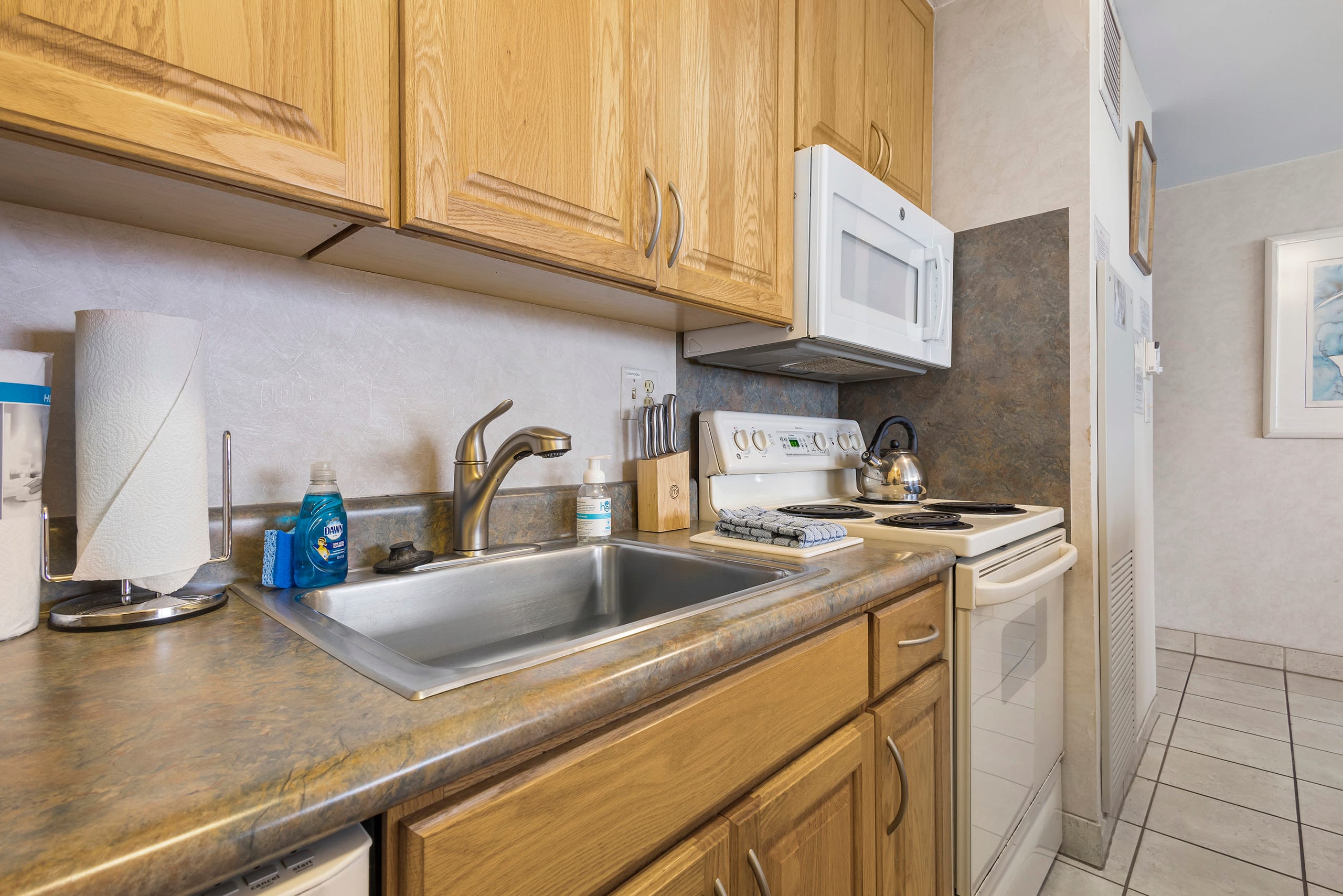 Condo in Kihei · ★4.83 · 1 bedroom · 2 beds · 1 bath - Image 14