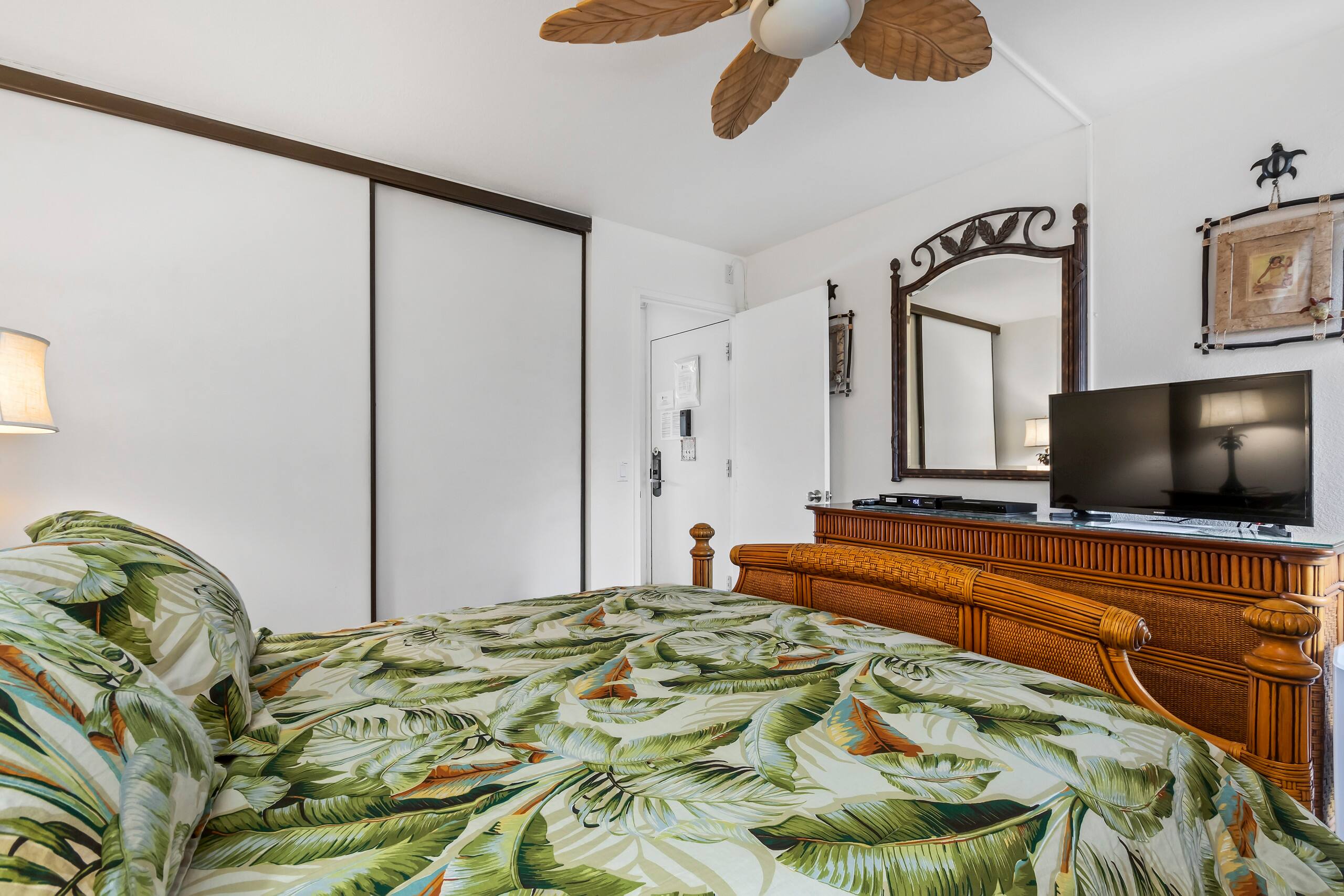 Condo in Kihei · ★5.0 · 1 bedroom · 1 bed · 1 shared bath - Image 13