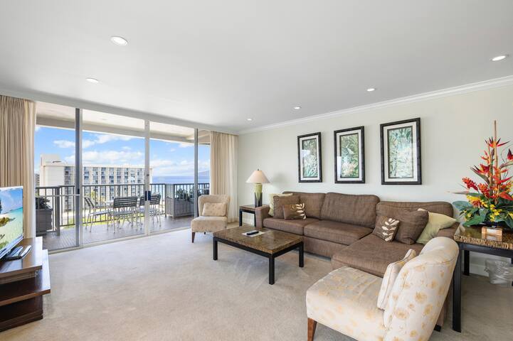 Whaler on Kaanapali Beach Ocean View #1173 2Br/2Ba gallery image 5