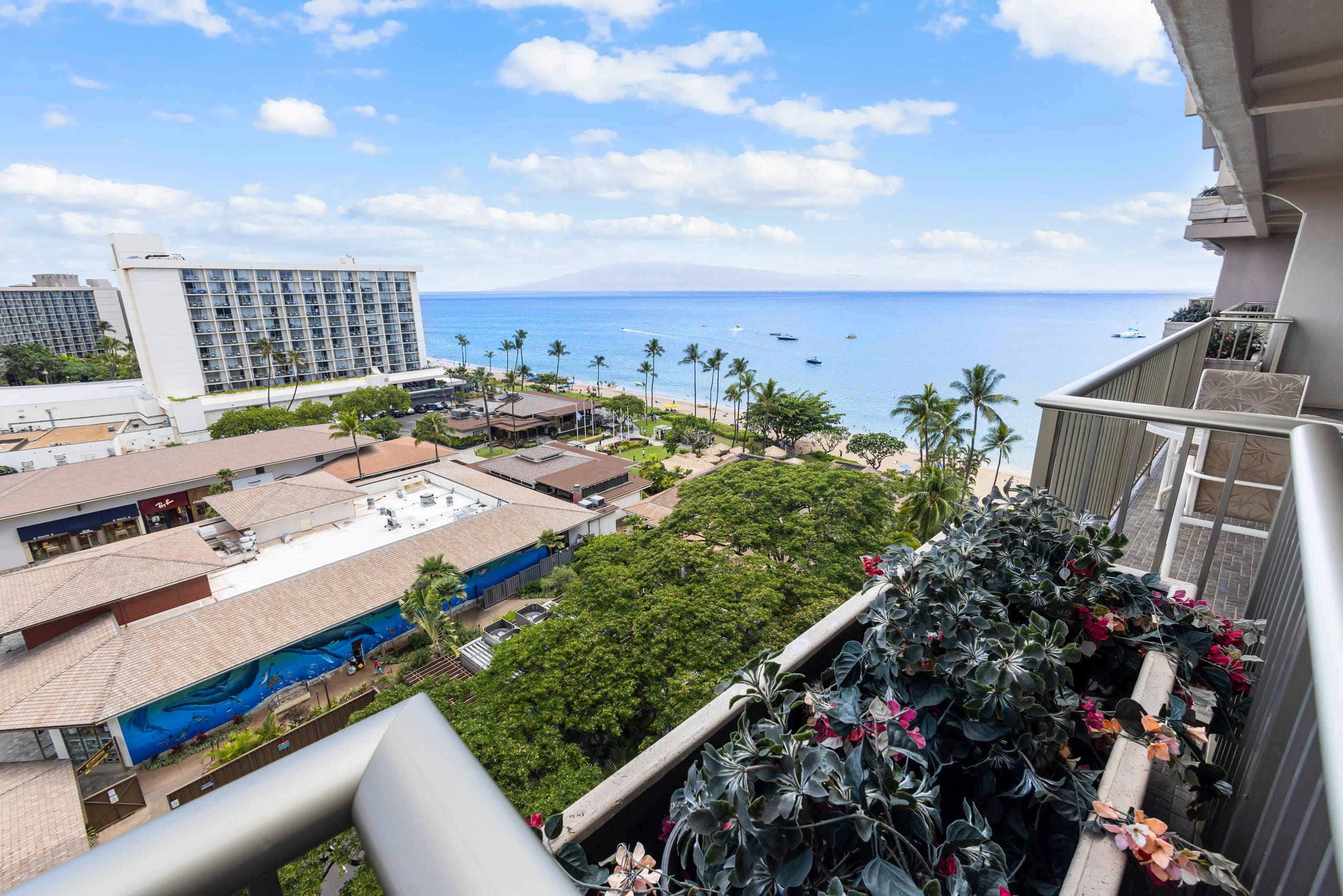 Condo in Lahaina · ★4.63 · 2 bedrooms · 3 beds · 2 baths - Image 36