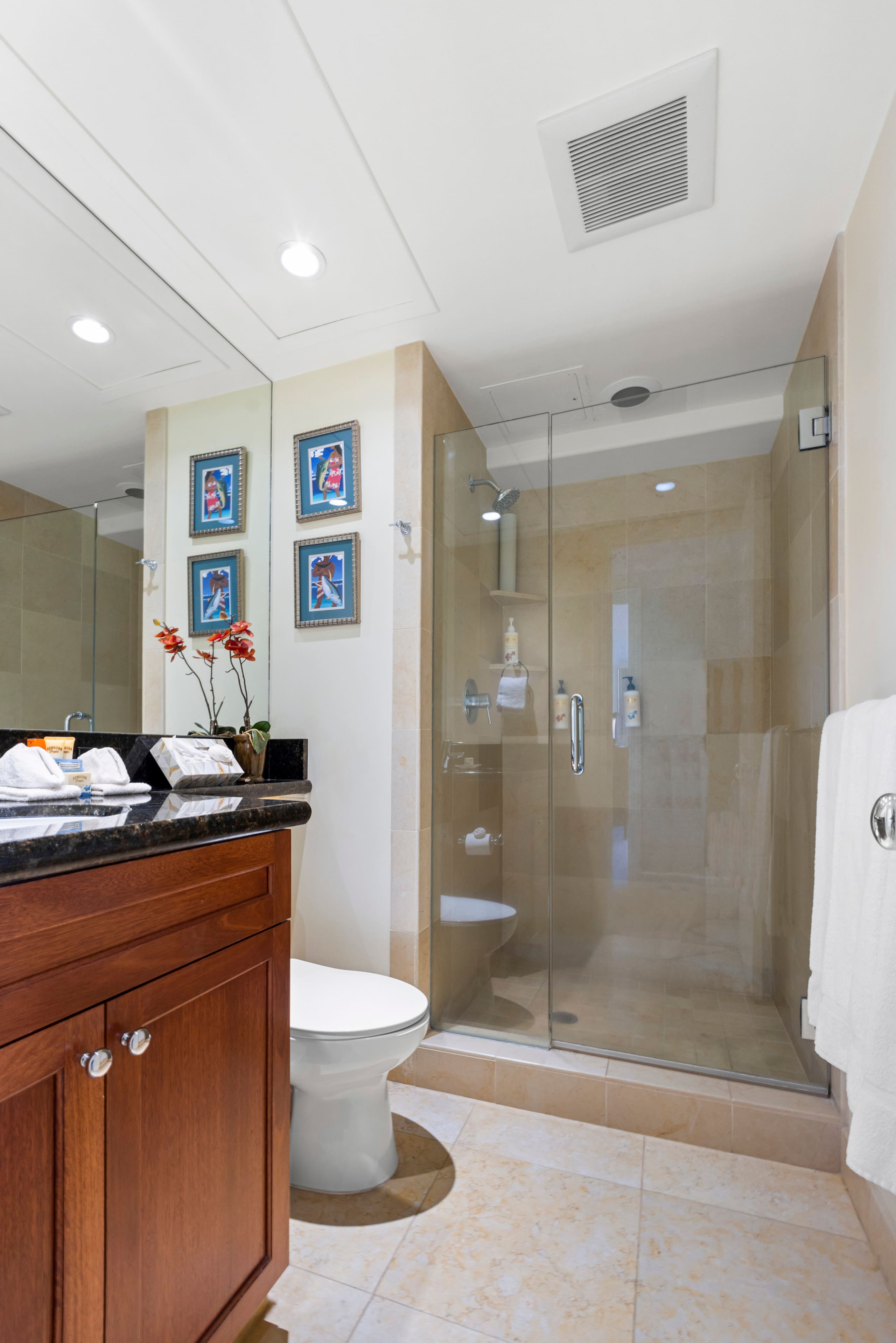 Condo in Lahaina · ★4.63 · 2 bedrooms · 3 beds · 2 baths - Image 35