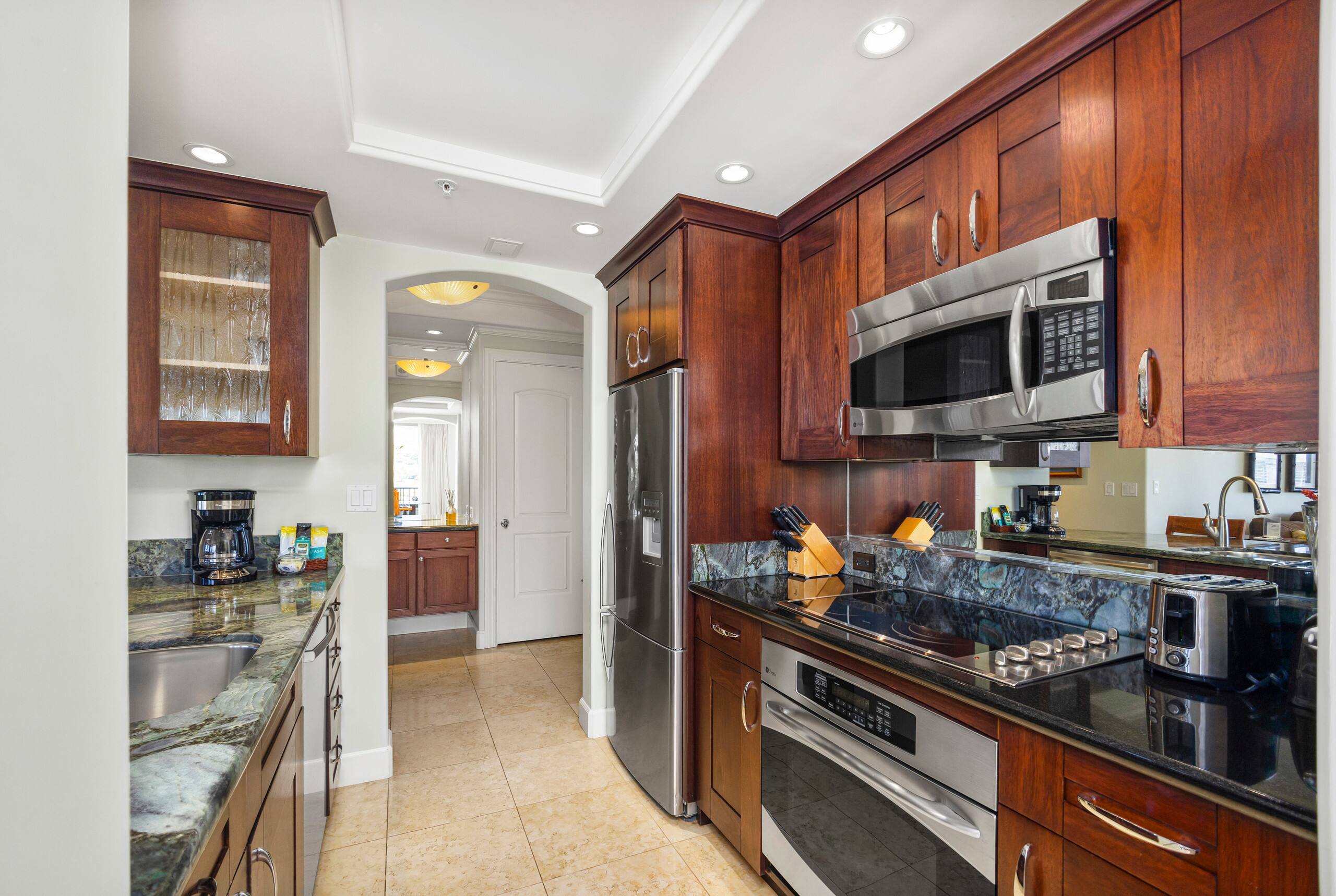 Condo in Lahaina · ★4.63 · 2 bedrooms · 3 beds · 2 baths - Image 20