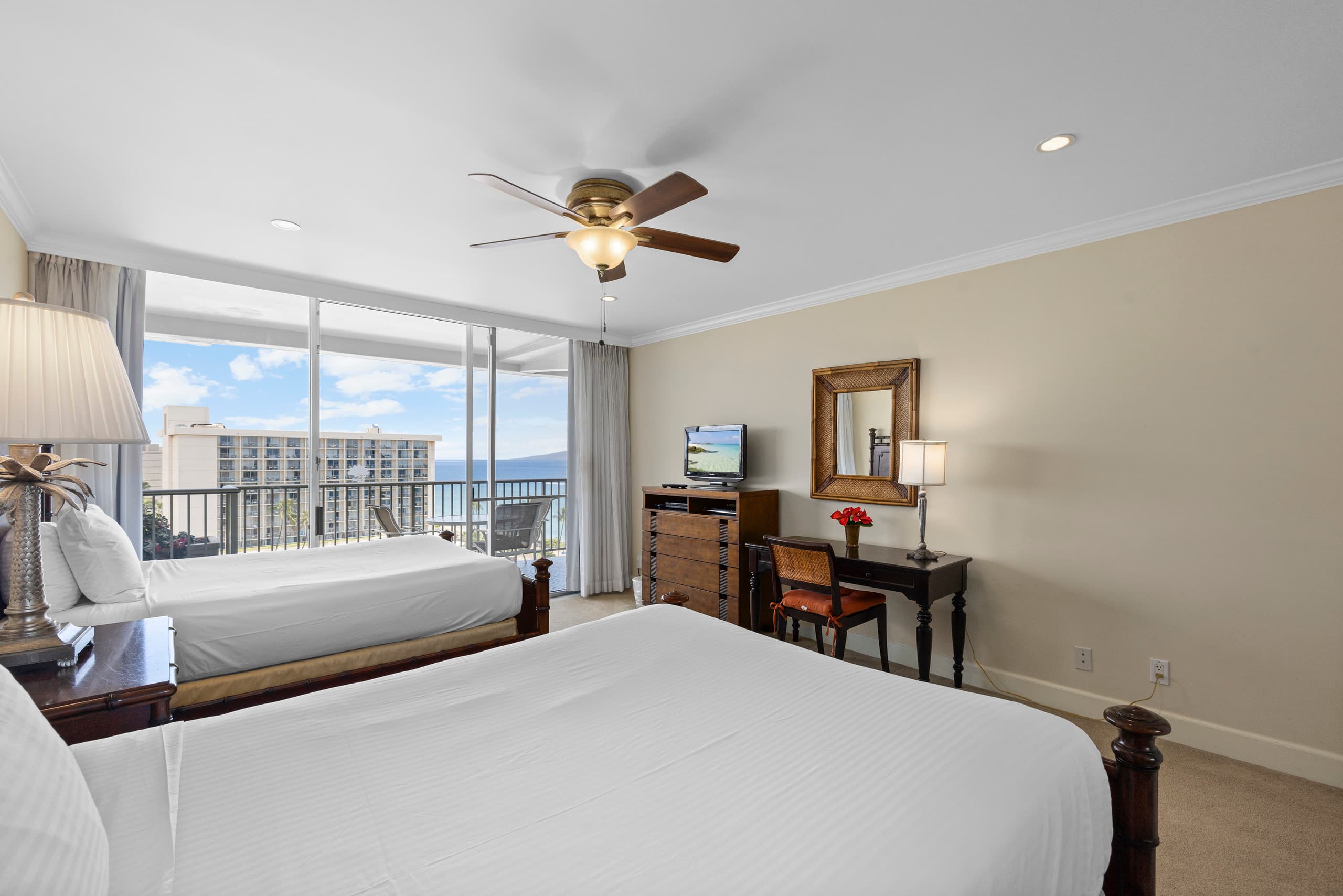 Condo in Lahaina · ★4.63 · 2 bedrooms · 3 beds · 2 baths - Image 32