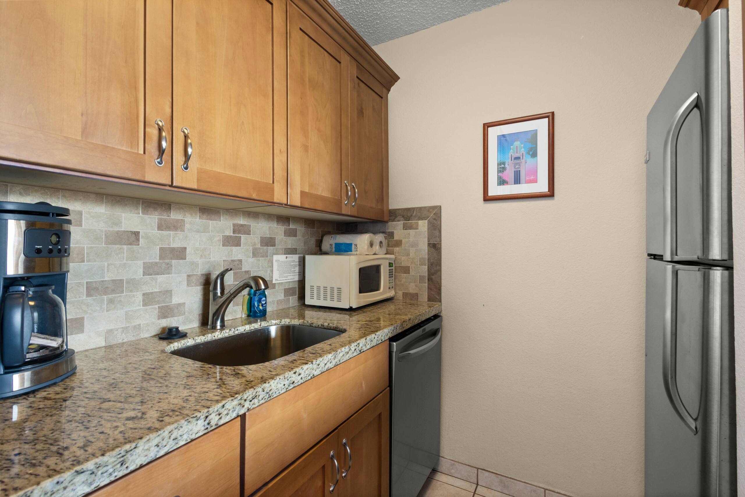 Condo in Kihei · ★4.5 · 1 bedroom · 2 beds · 1 shared bath - Image 10