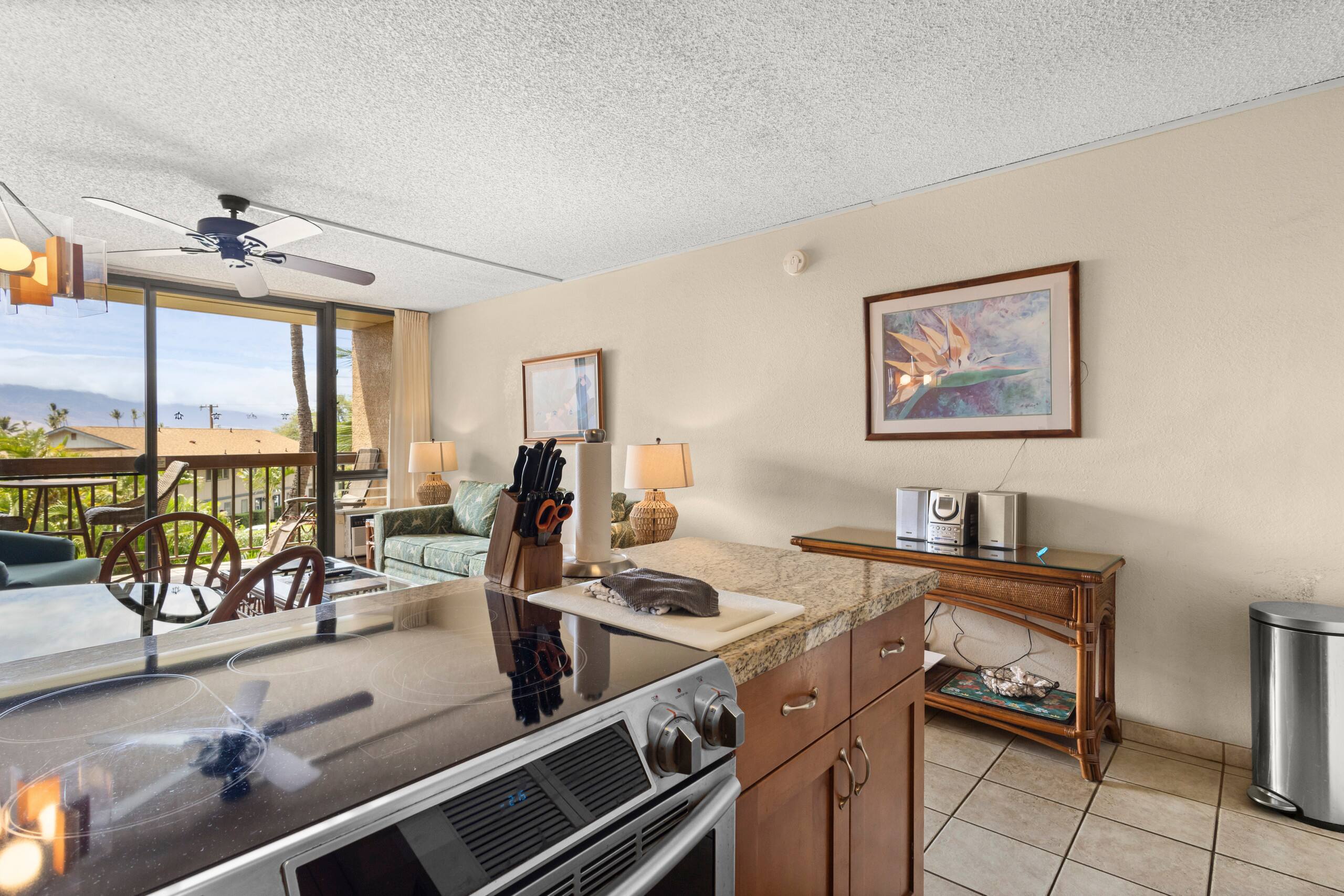 Condo in Kihei · ★4.5 · 1 bedroom · 2 beds · 1 shared bath - Image 9