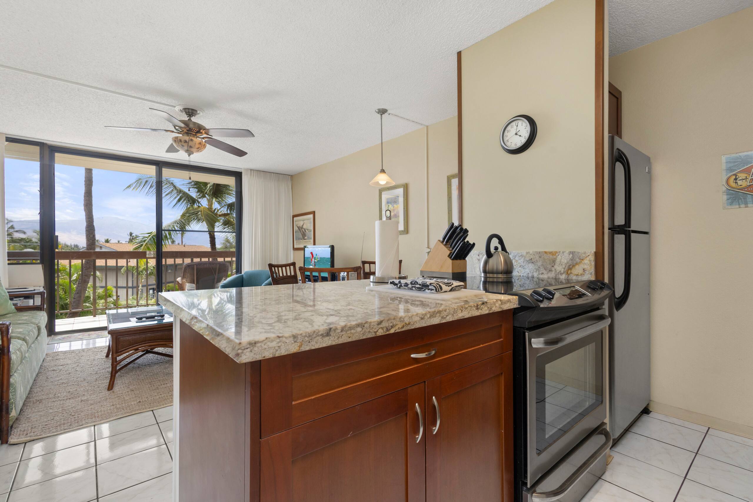 Condo in Kihei · ★4.17 · 1 bedroom · 2 beds · 1 bath - Image 11