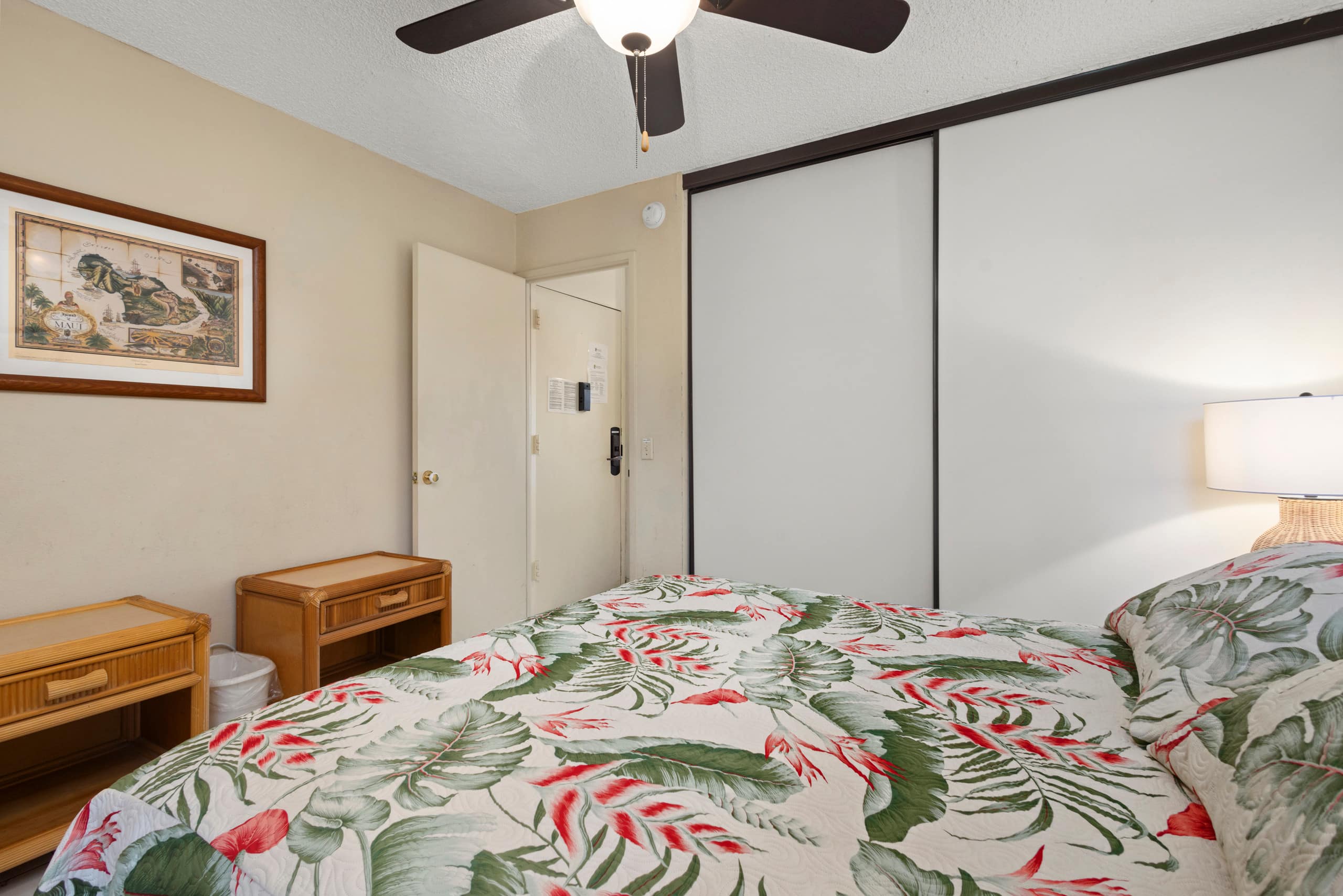 Condo in Kihei · ★4.17 · 1 bedroom · 2 beds · 1 bath - Image 16