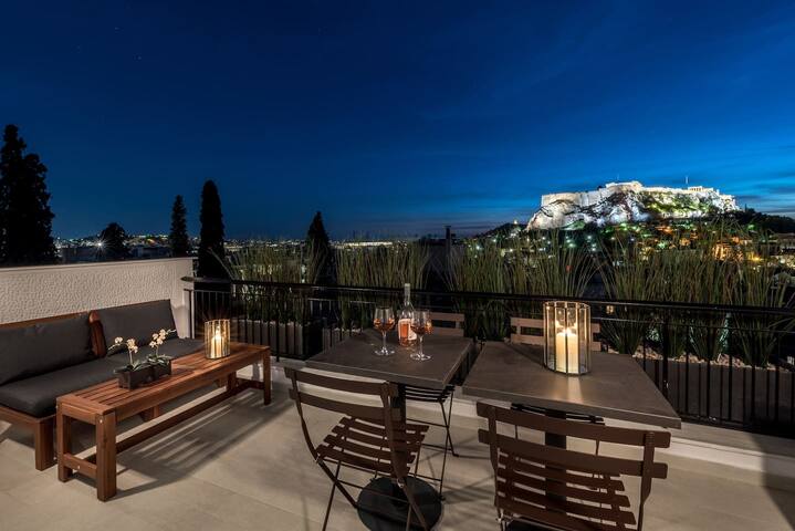 Executive 2 bdr Suite in Plaka – Acropolis view gallery image 2